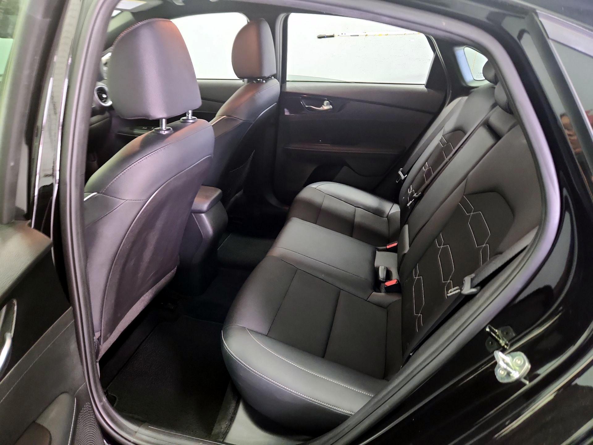 Thumbnail: 2023 Kia Forte - 20
