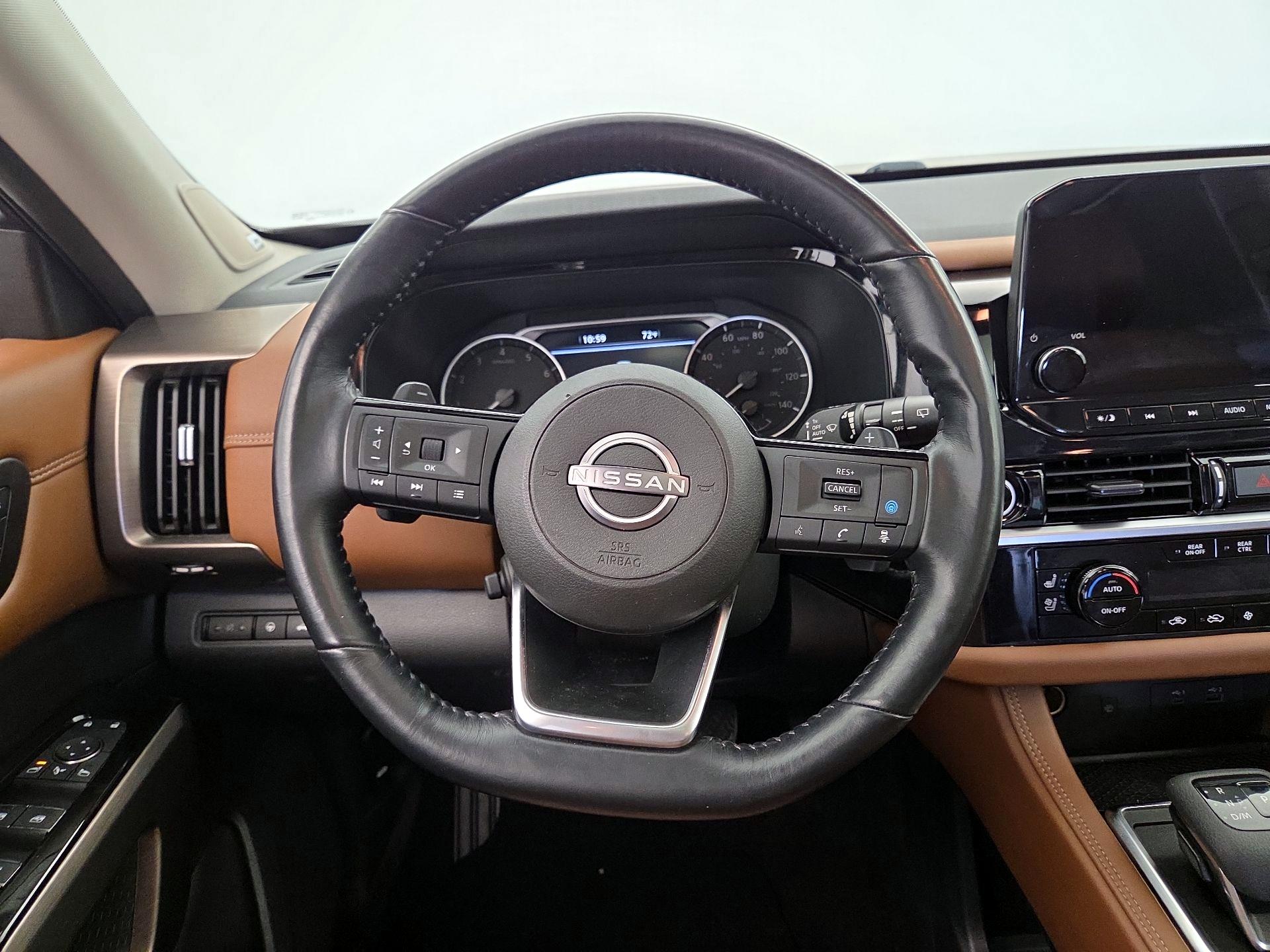 Thumbnail: 2023 Nissan Pathfinder - 10
