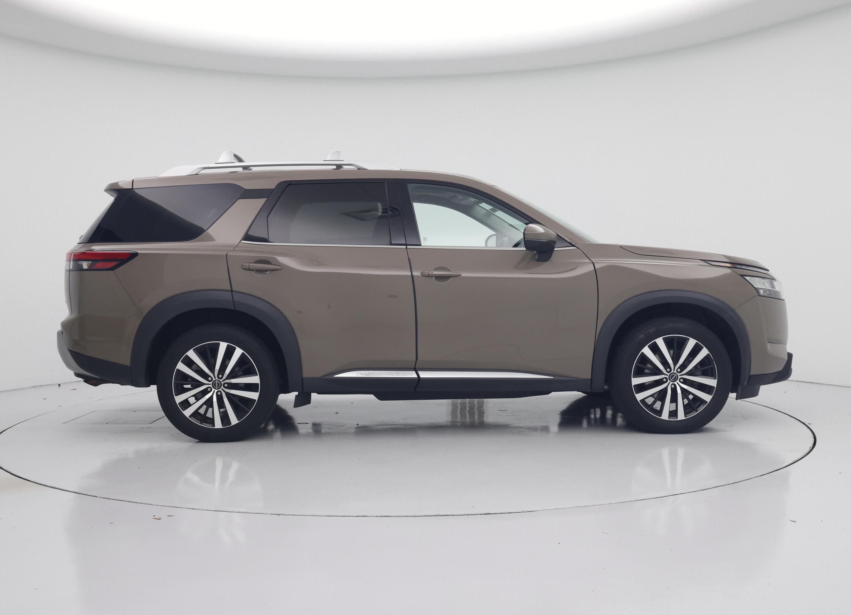 Thumbnail: 2023 Nissan Pathfinder - 7