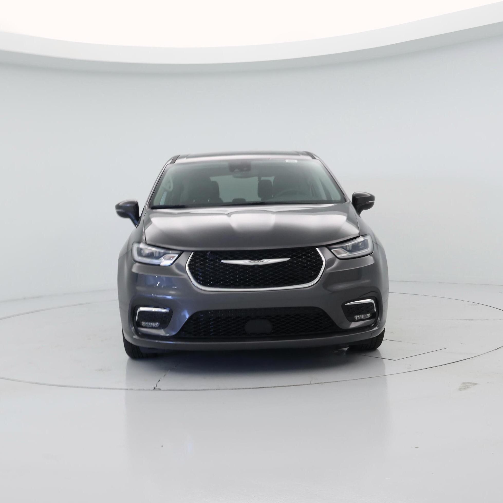Thumbnail: 2023 Chrysler Pacifica - 5