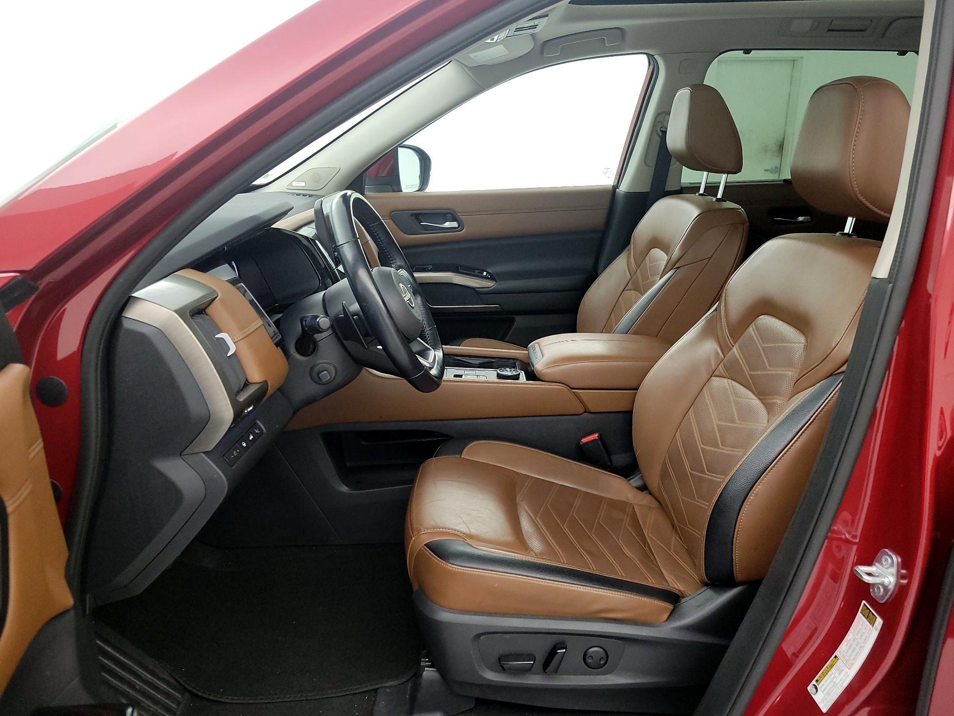 Thumbnail: 2022 Nissan Pathfinder - 11