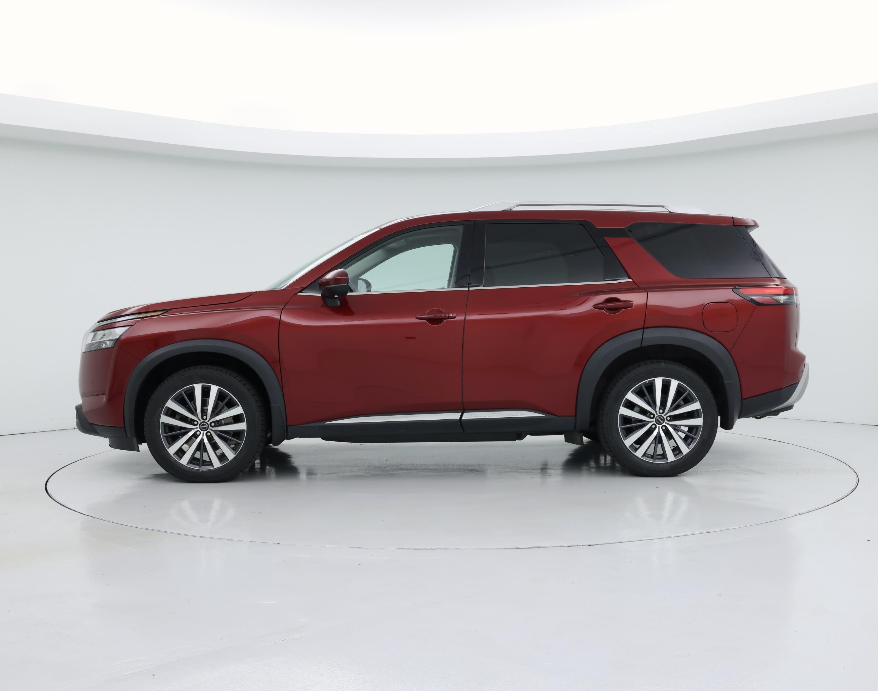 Thumbnail: 2022 Nissan Pathfinder - 3