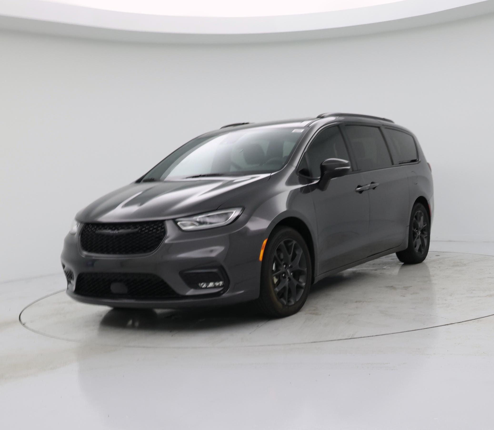 Thumbnail: 2023 Chrysler Pacifica - 4