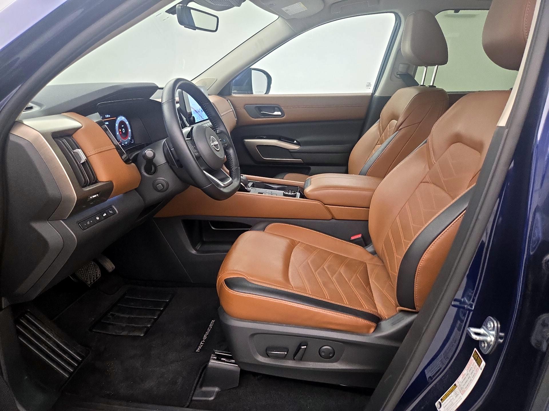 Thumbnail: 2023 Nissan Pathfinder - 11