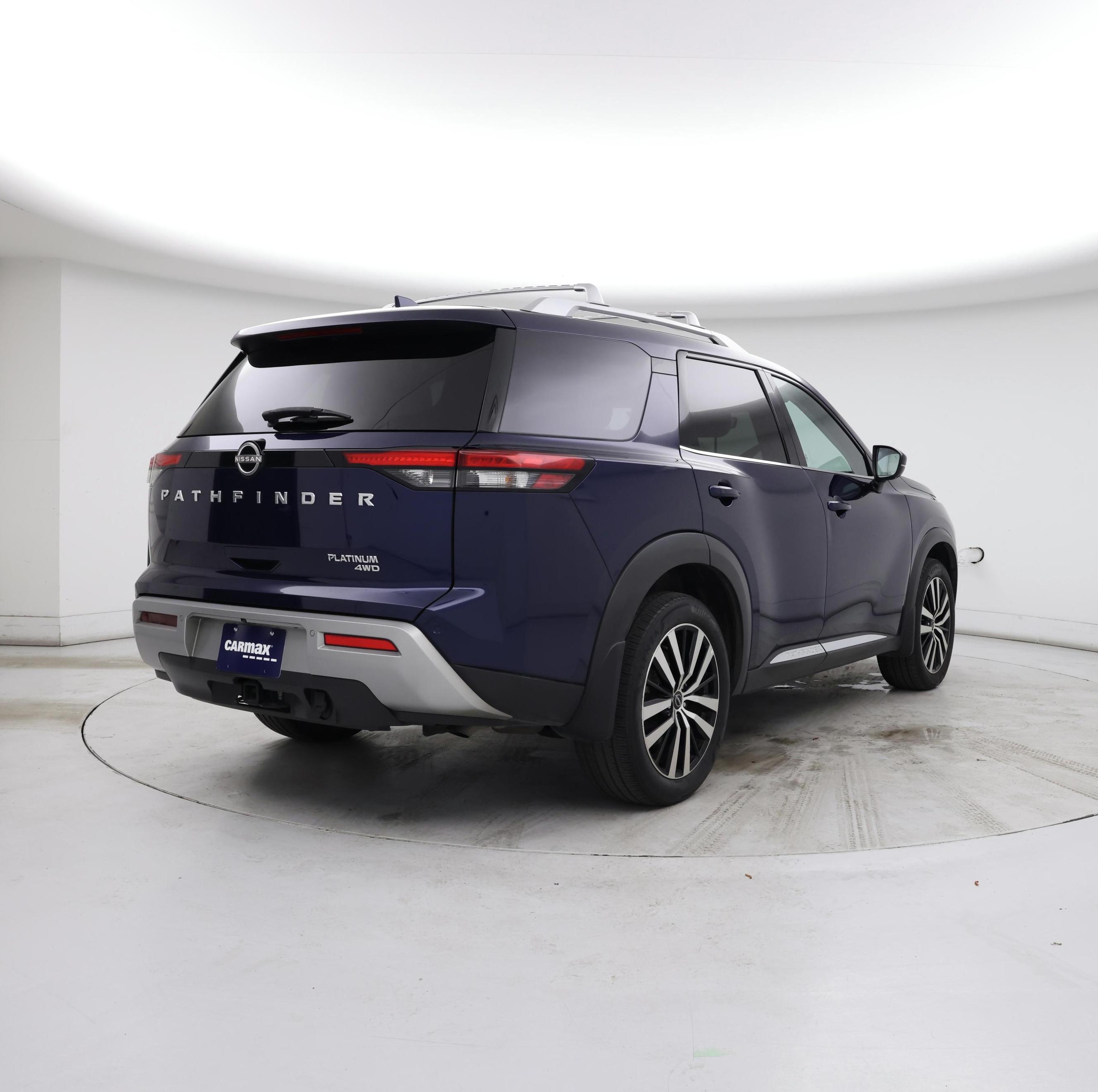 Thumbnail: 2023 Nissan Pathfinder - 8