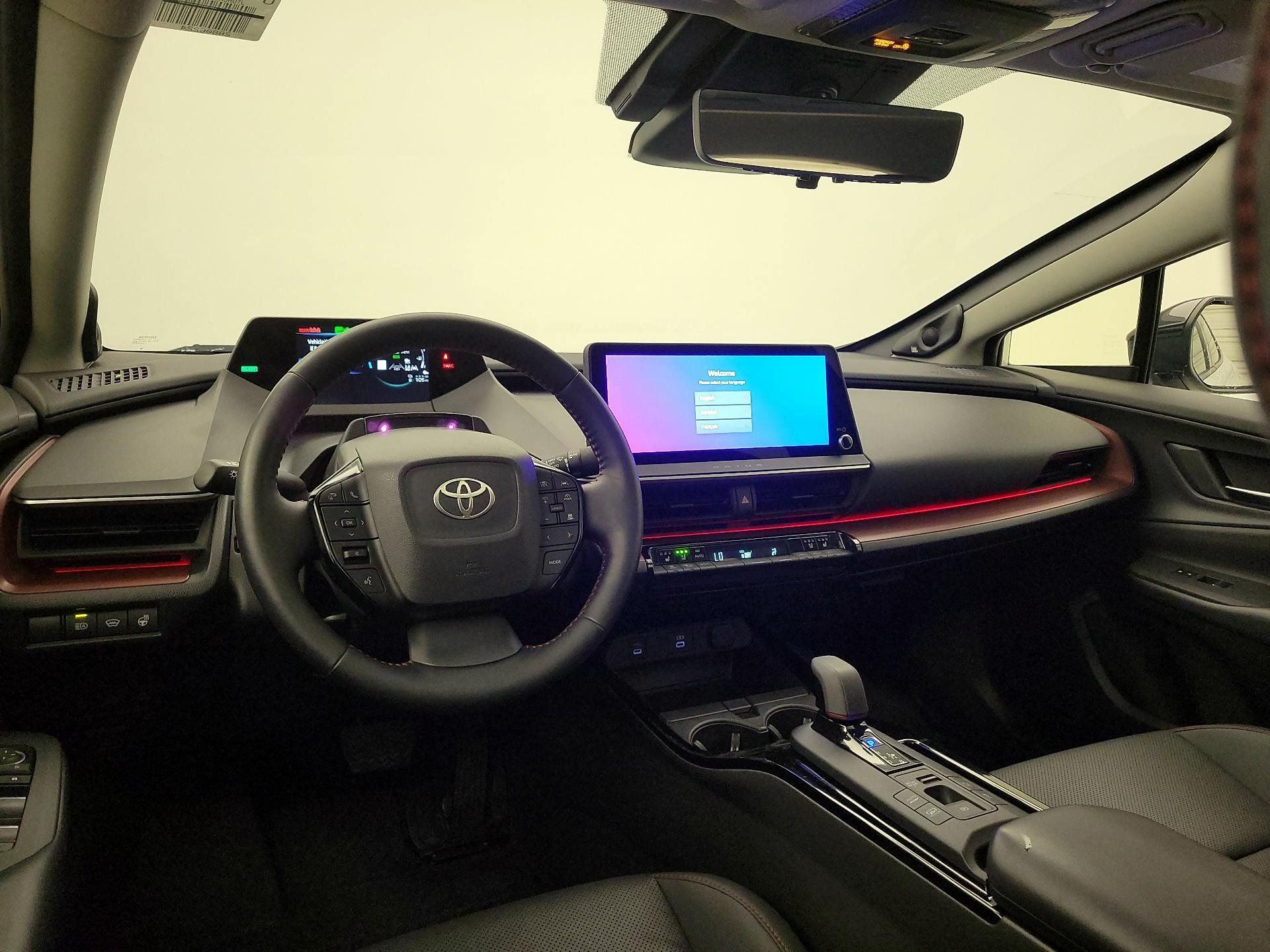 Thumbnail: 2024 Toyota Prius Prime - 9