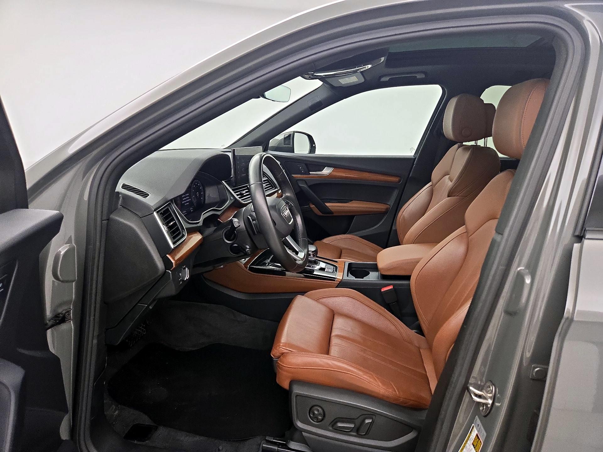 Thumbnail: 2023 Audi Q5 - 11