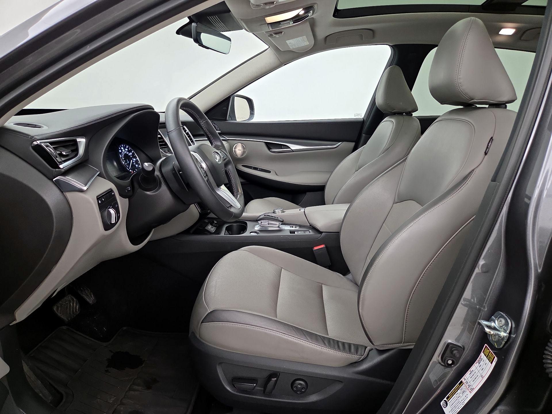 Thumbnail: 2023 INFINITI QX50 - 11