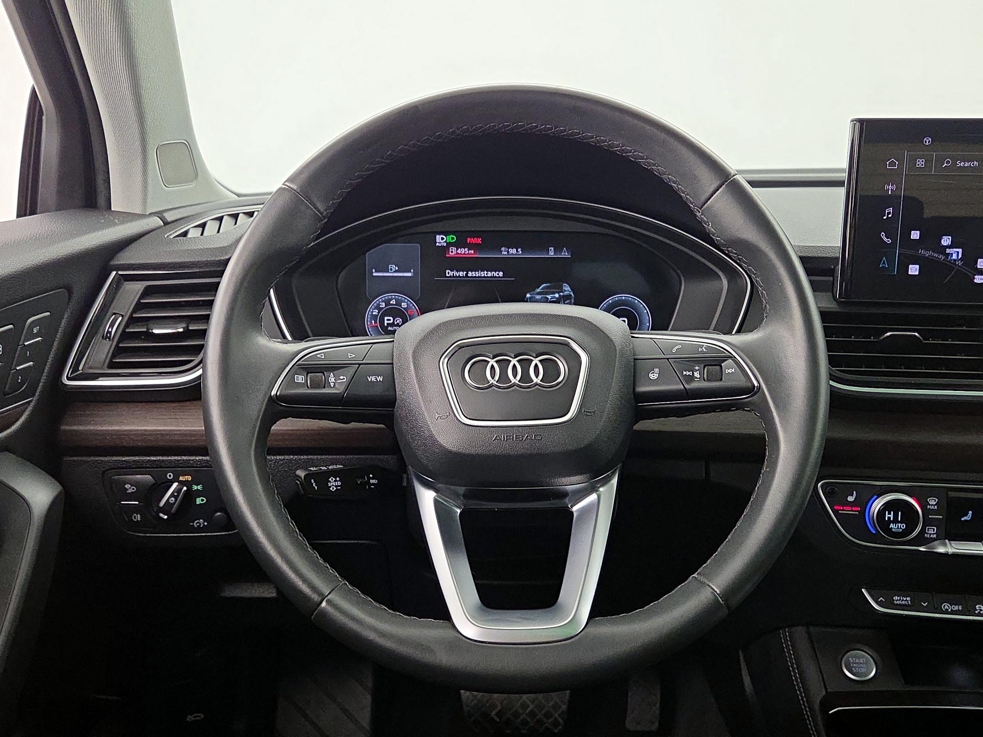 Thumbnail: 2023 Audi Q5 - 10