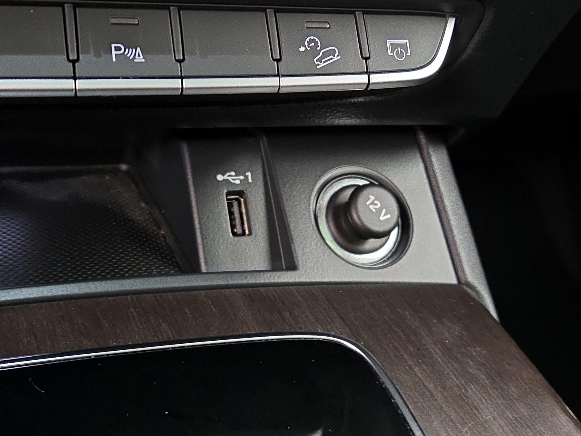 Thumbnail: 2023 Audi Q5 - 19