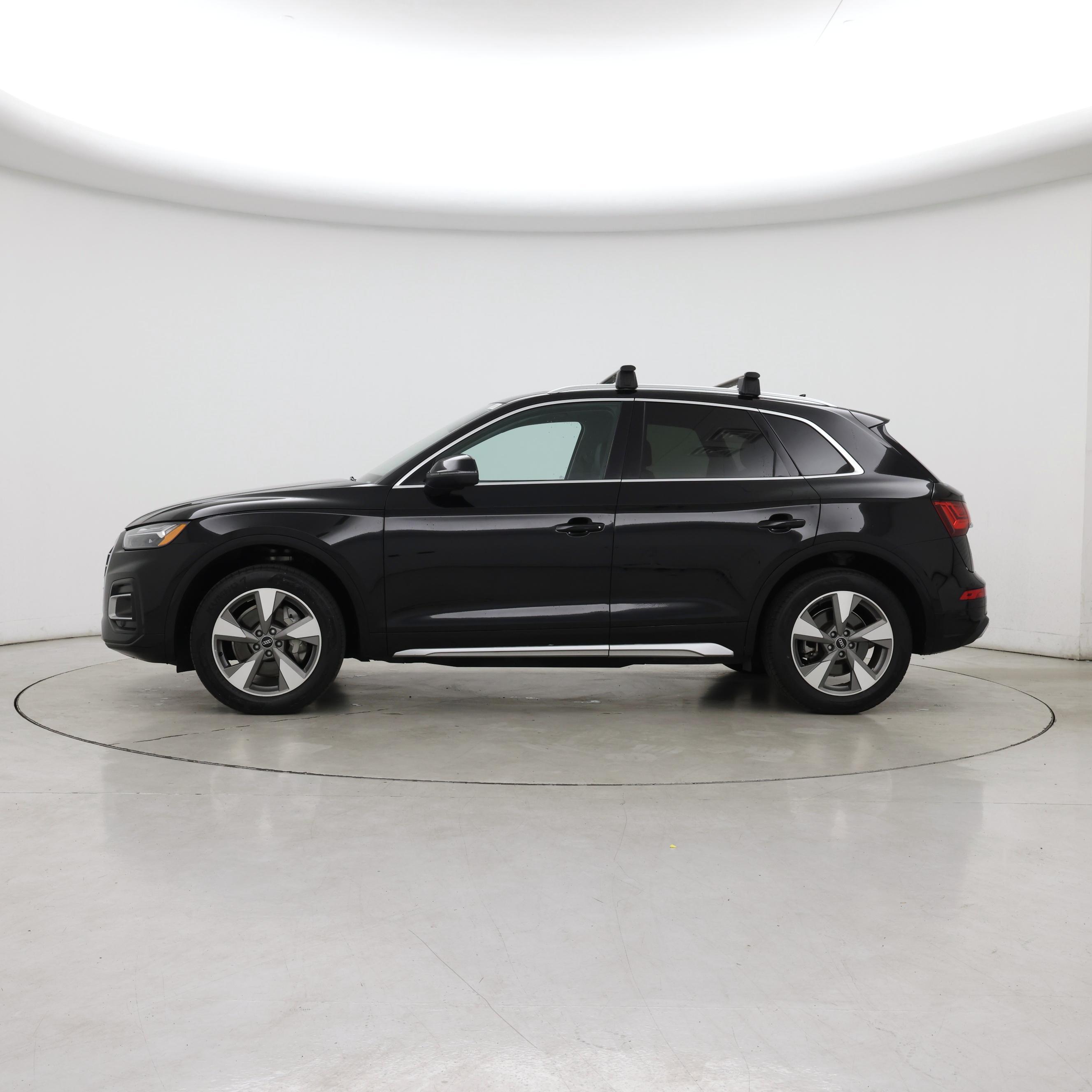 Thumbnail: 2023 Audi Q5 - 3