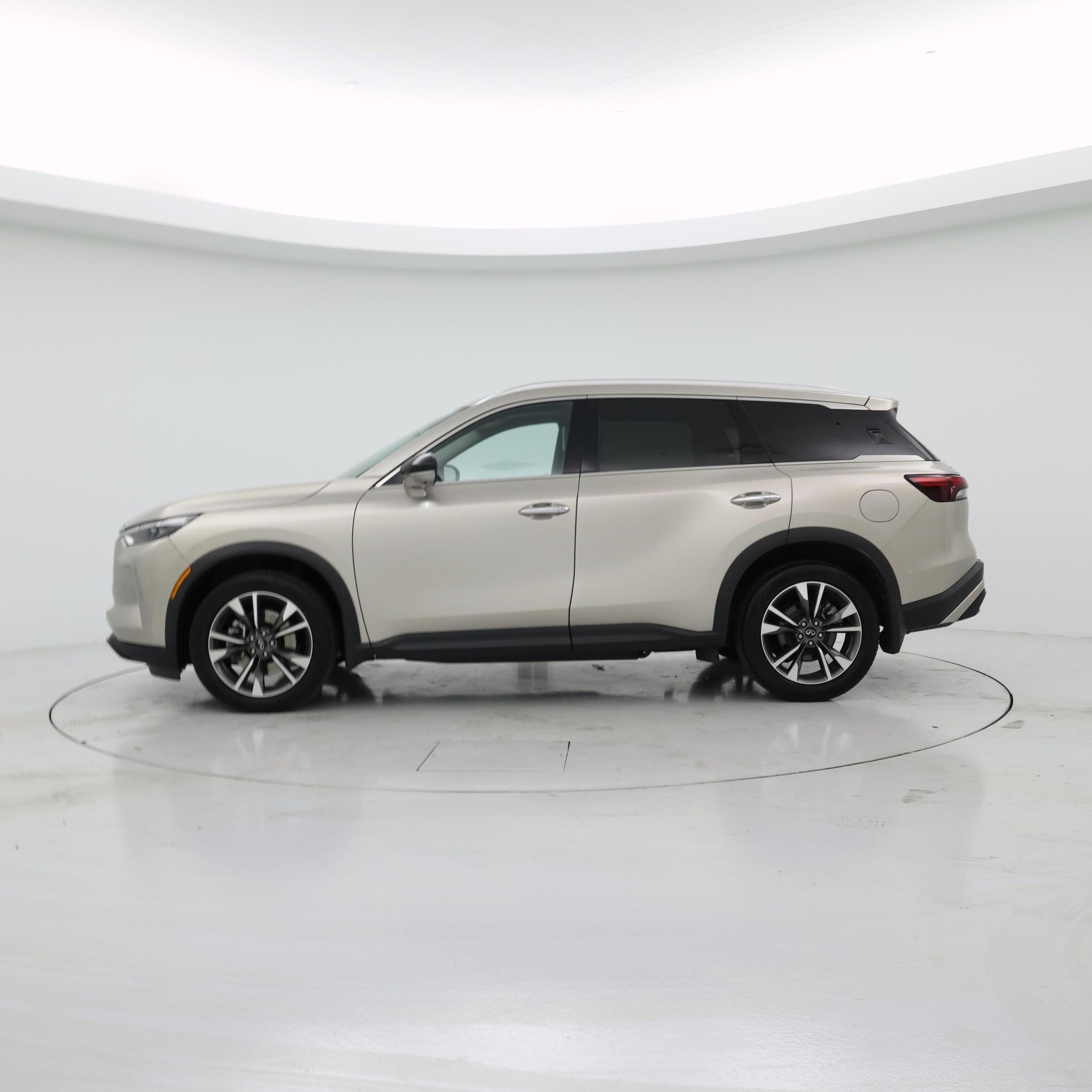 Thumbnail: 2023 INFINITI QX60 - 3
