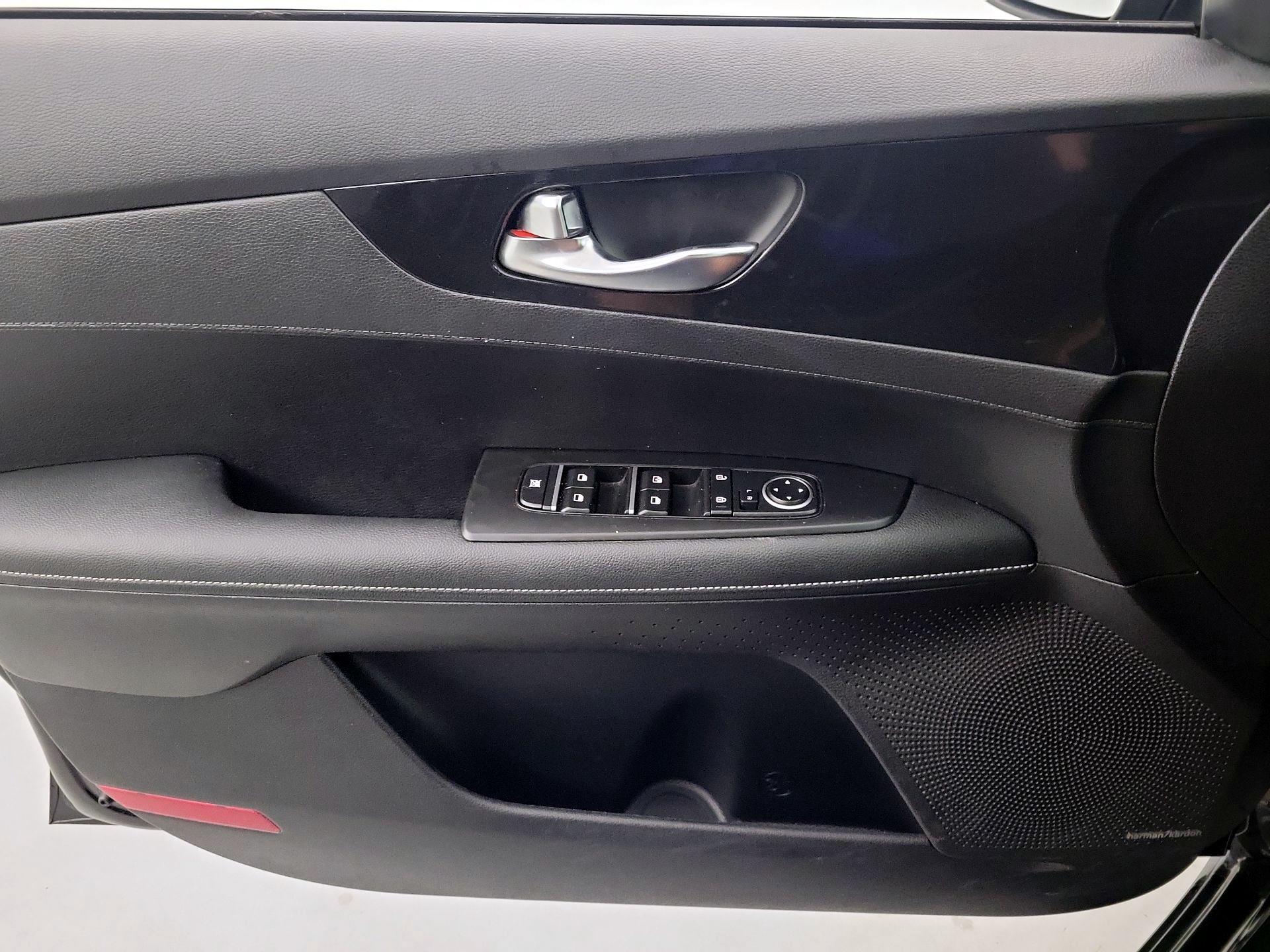 Thumbnail: 2024 Kia Forte - 12