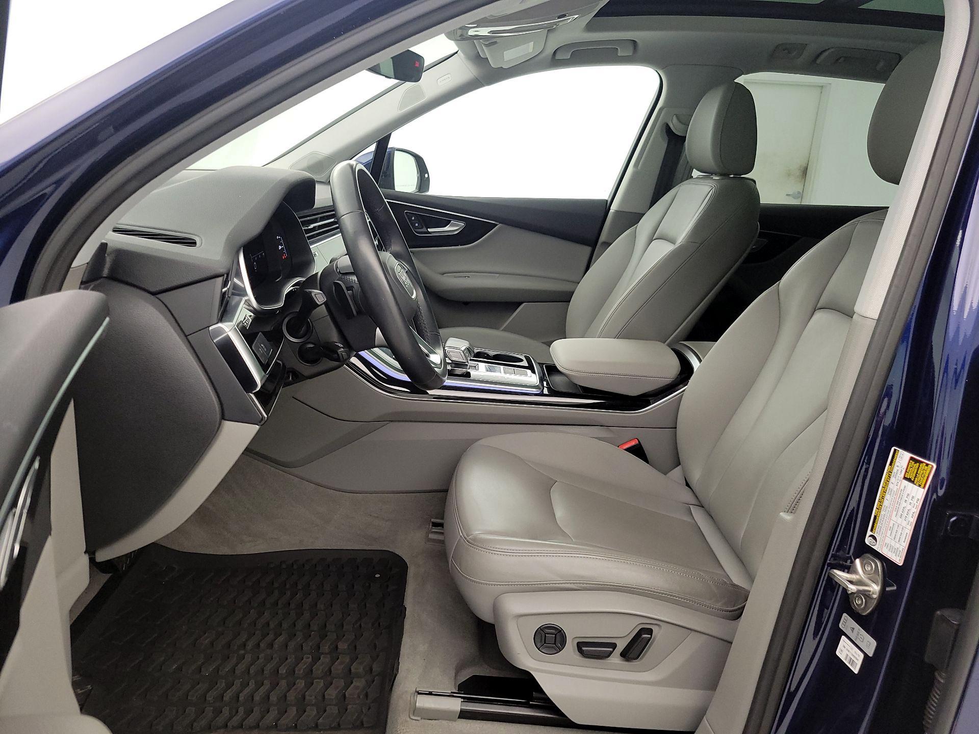 Thumbnail: 2022 Audi Q7 - 11