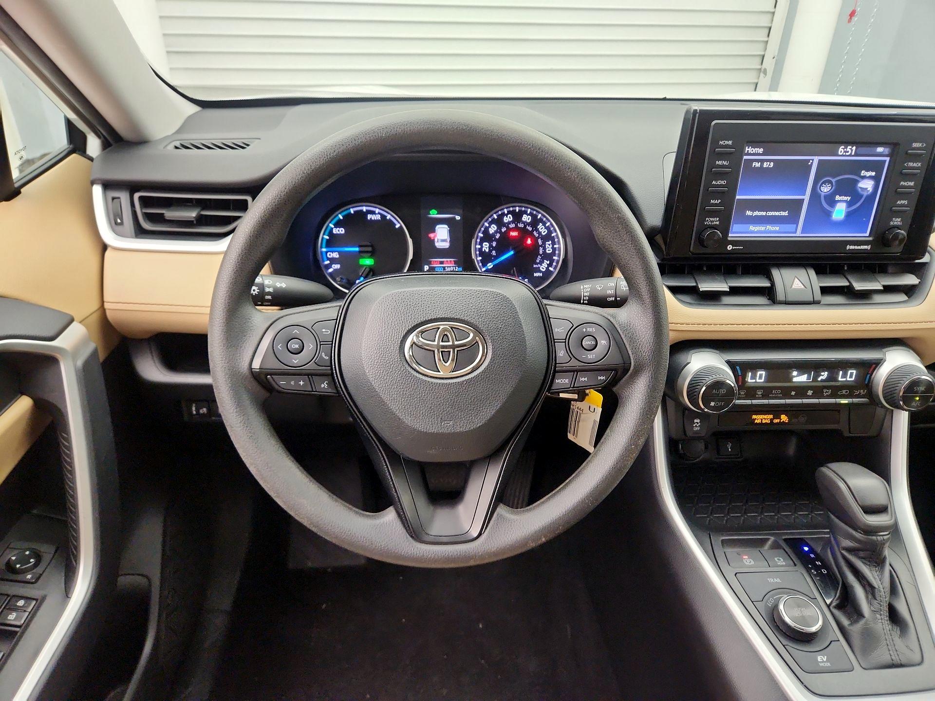 Thumbnail: 2020 Toyota RAV4 - 10