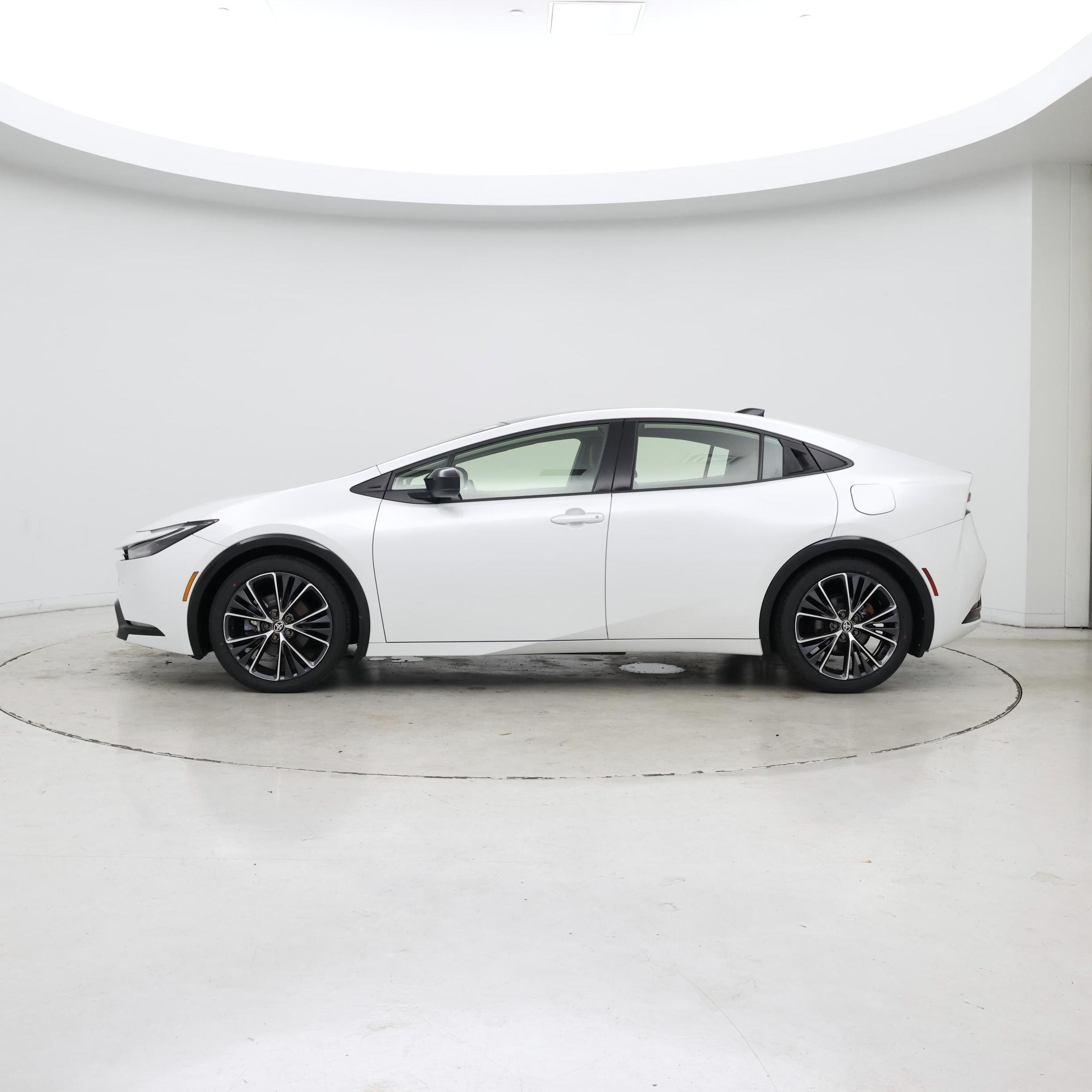 Thumbnail: 2023 Toyota Prius - 3