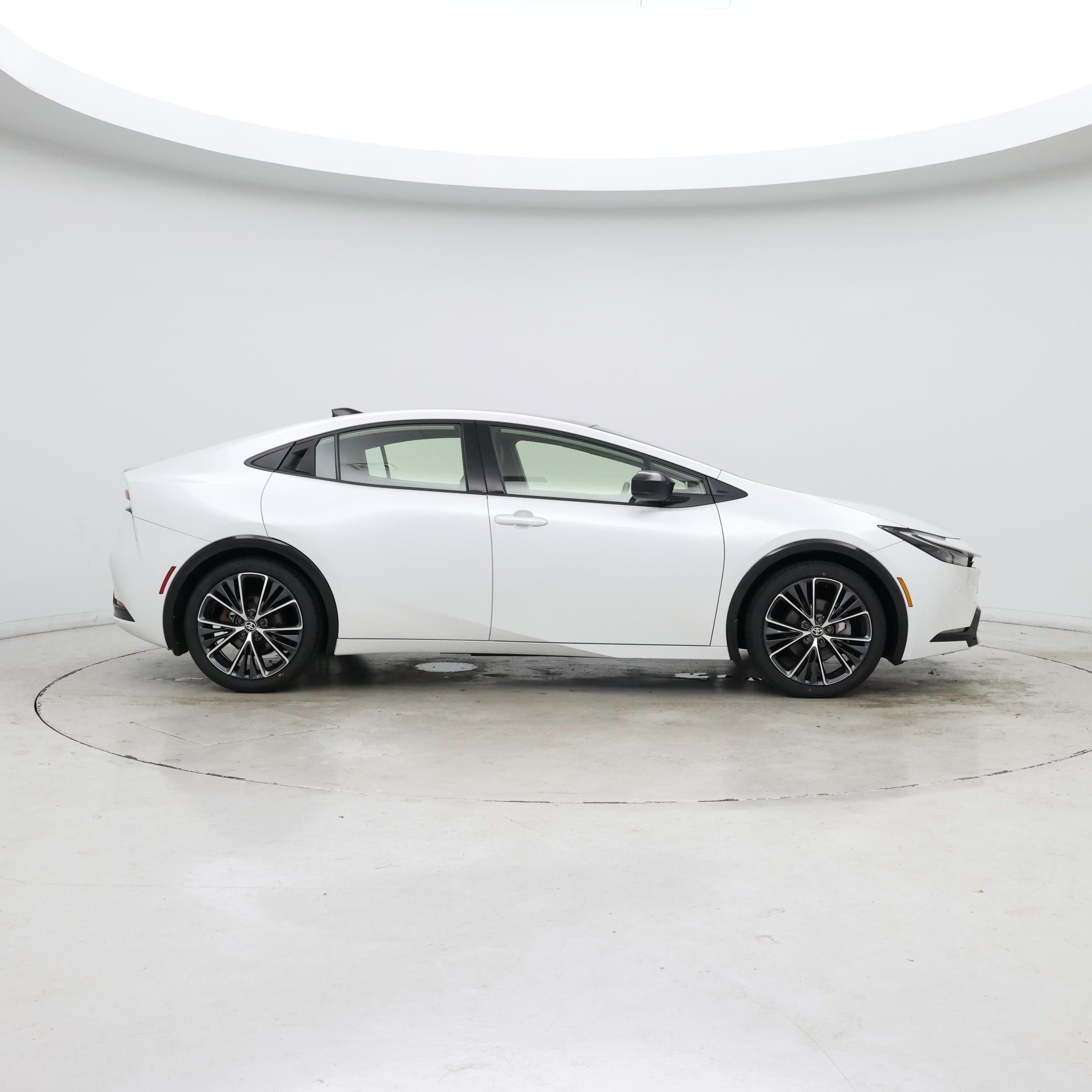 Thumbnail: 2023 Toyota Prius - 7