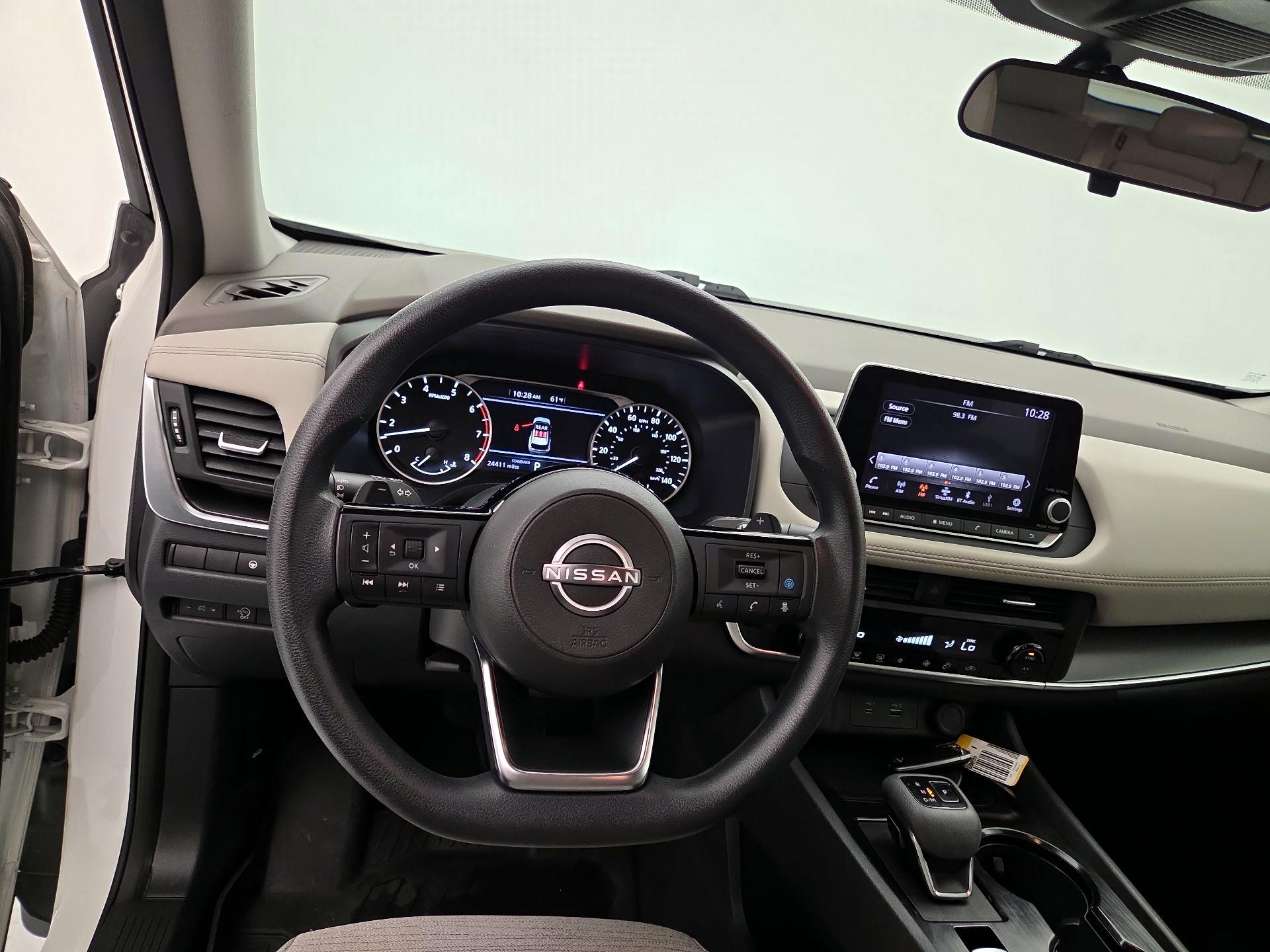 Thumbnail: 2023 Nissan Rogue - 10