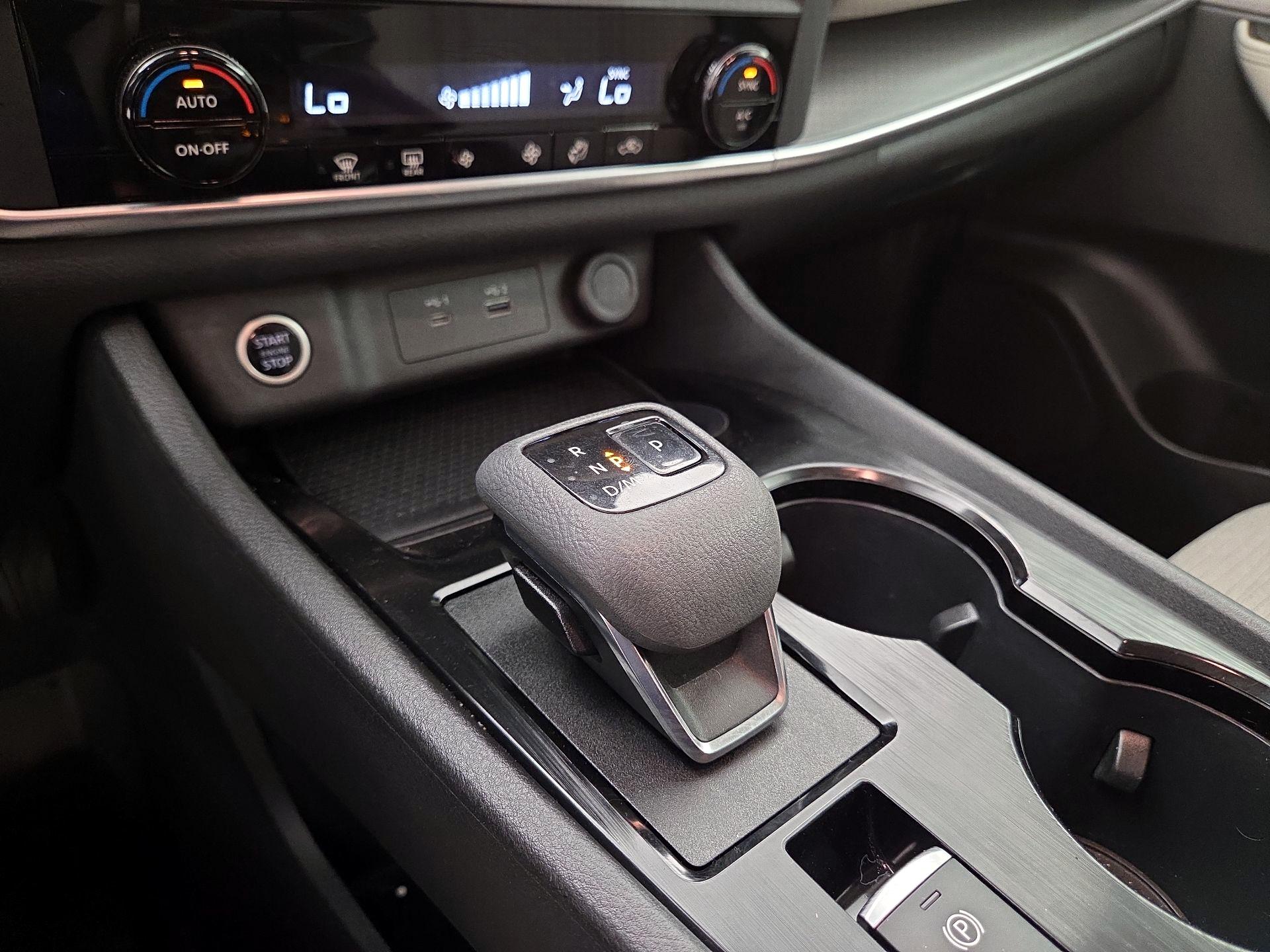 Thumbnail: 2023 Nissan Rogue - 17