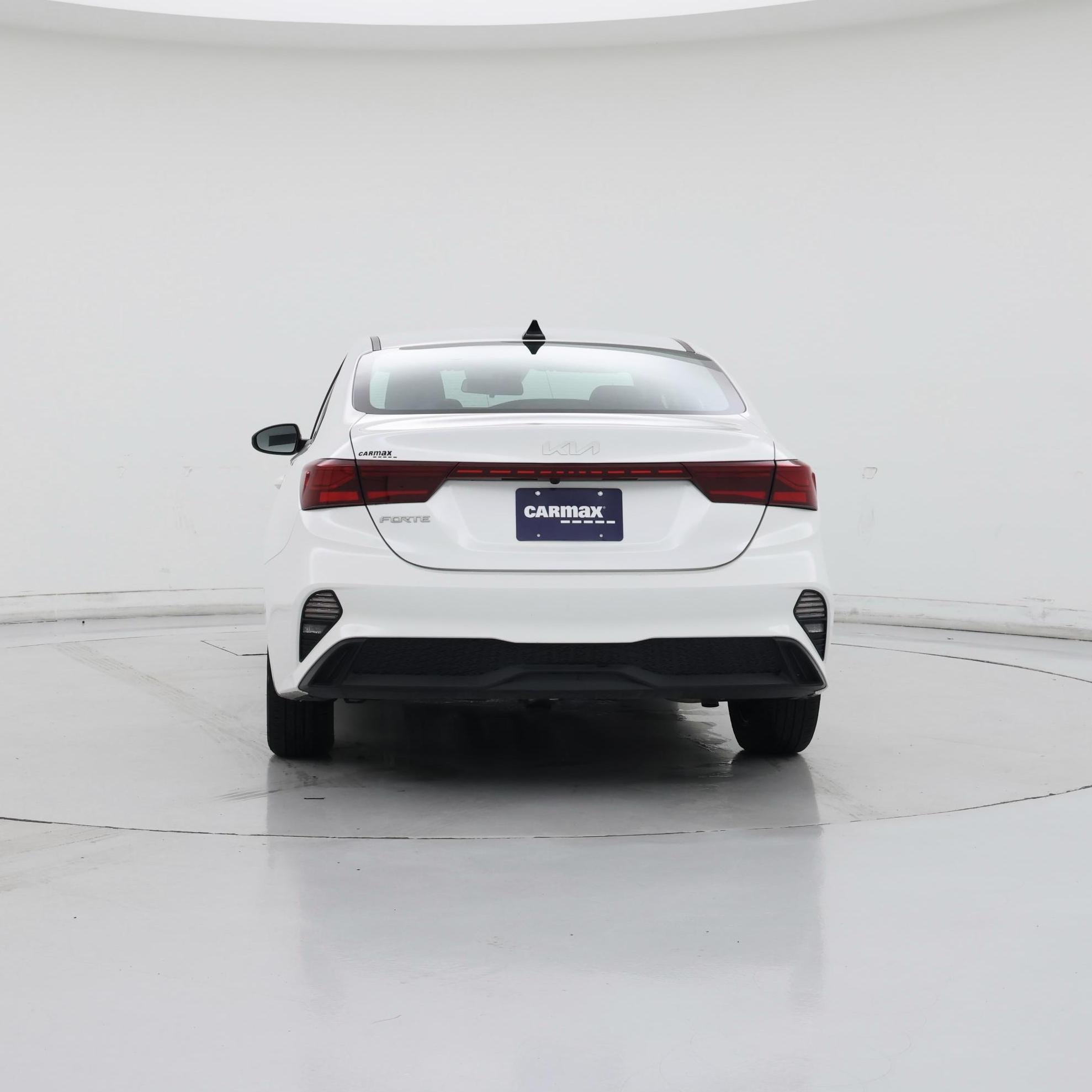 Thumbnail: 2024 Kia Forte - 6