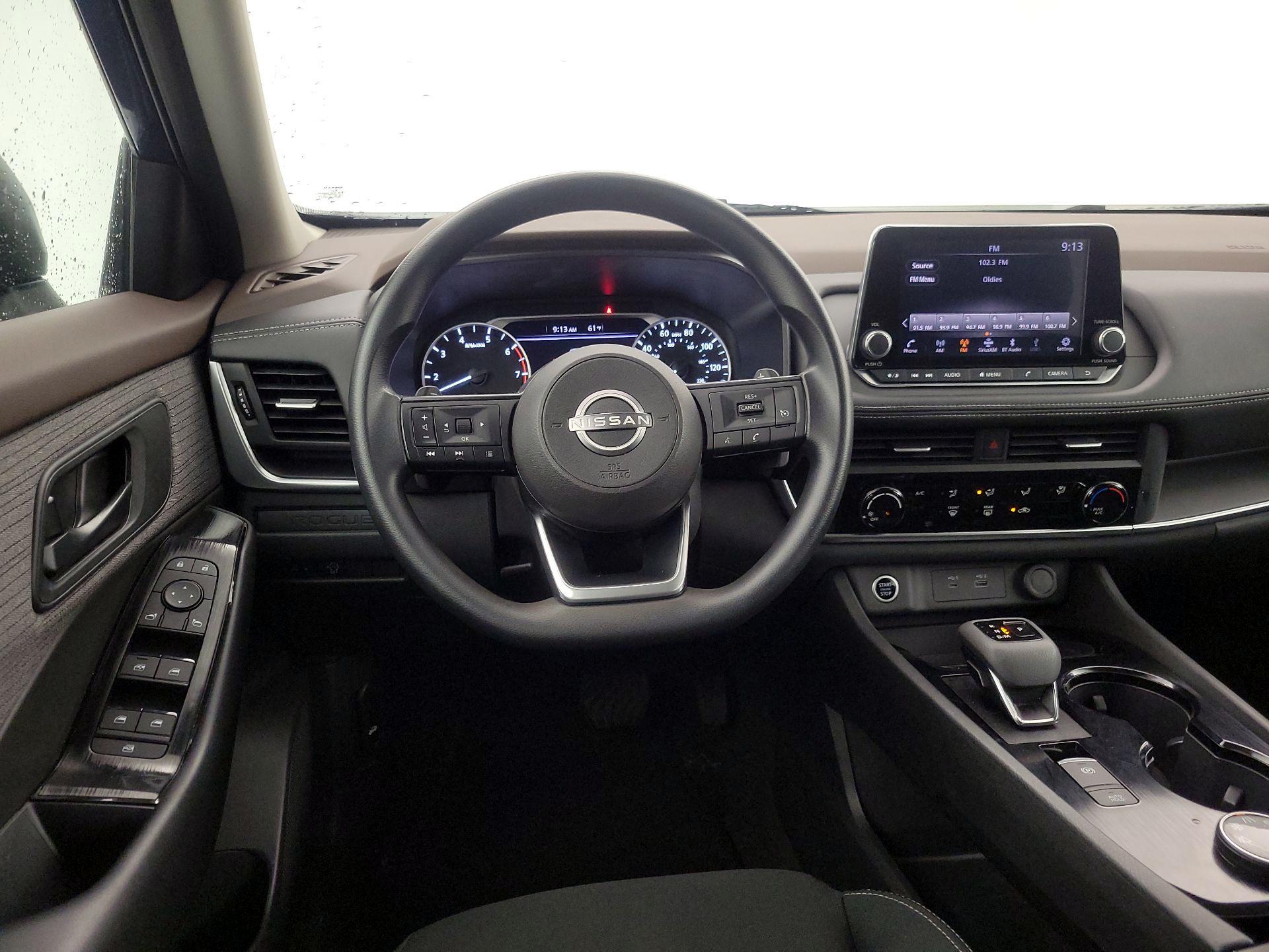 Thumbnail: 2023 Nissan Rogue - 10