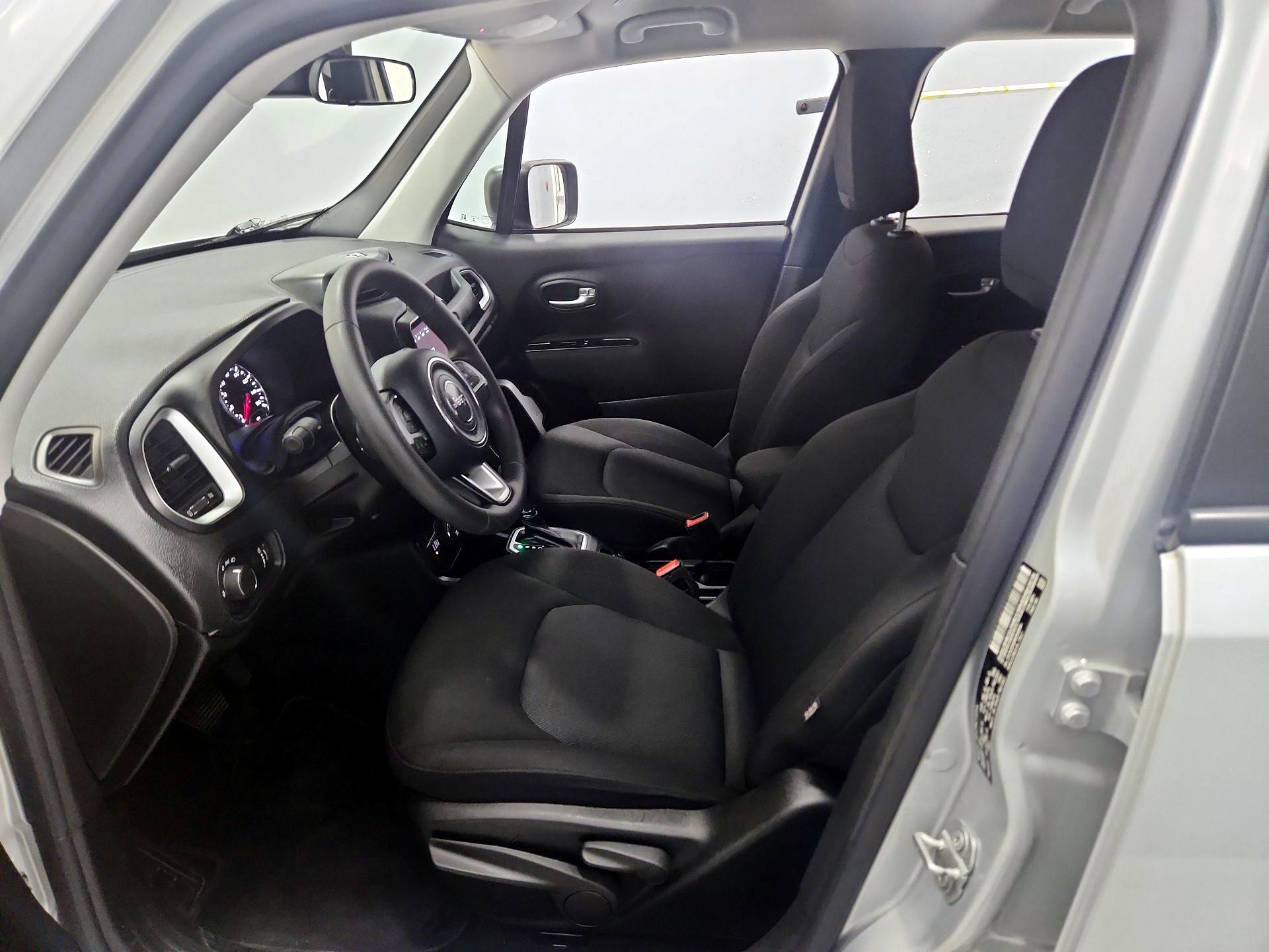 Thumbnail: 2021 Jeep Renegade - 11