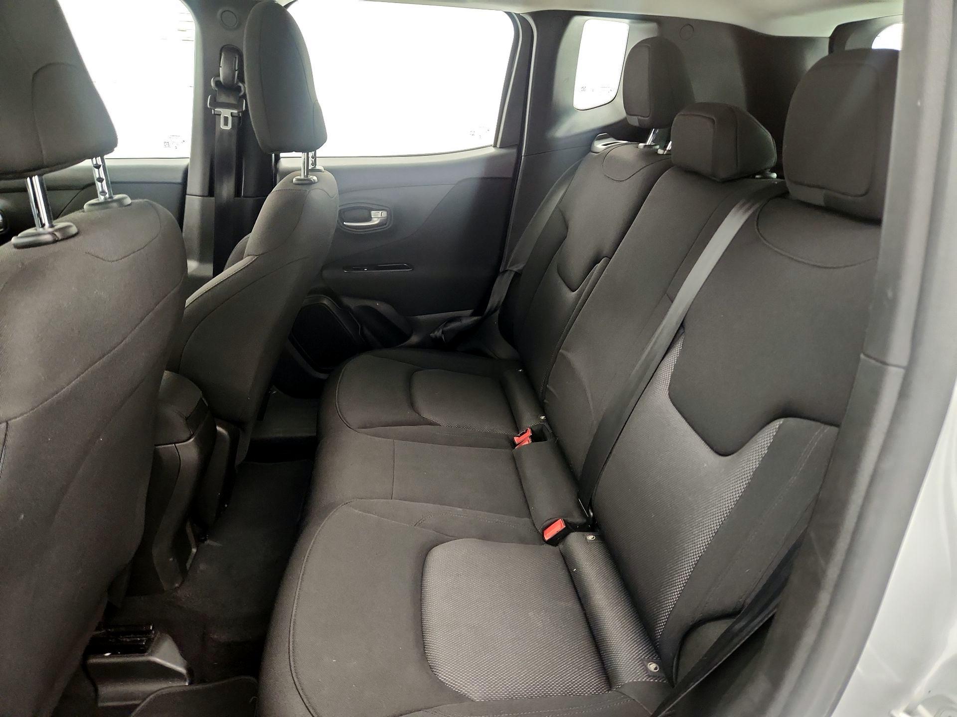Thumbnail: 2021 Jeep Renegade - 17