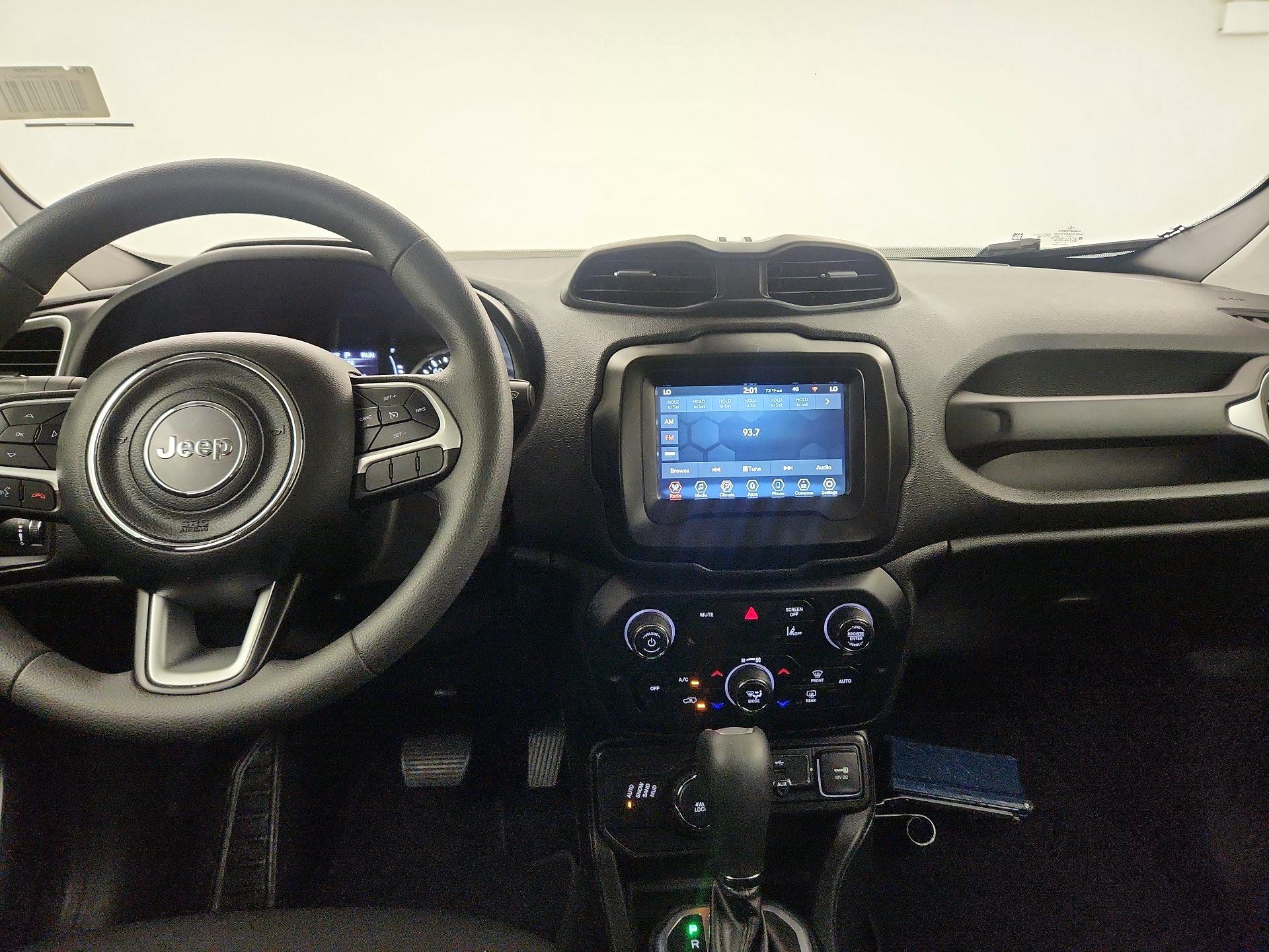 Thumbnail: 2021 Jeep Renegade - 8