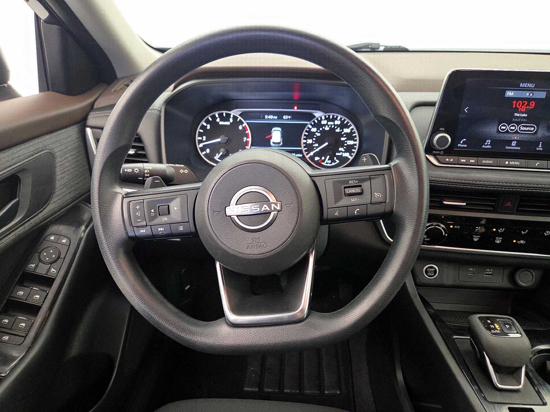 Thumbnail: 2023 Nissan Rogue - 10