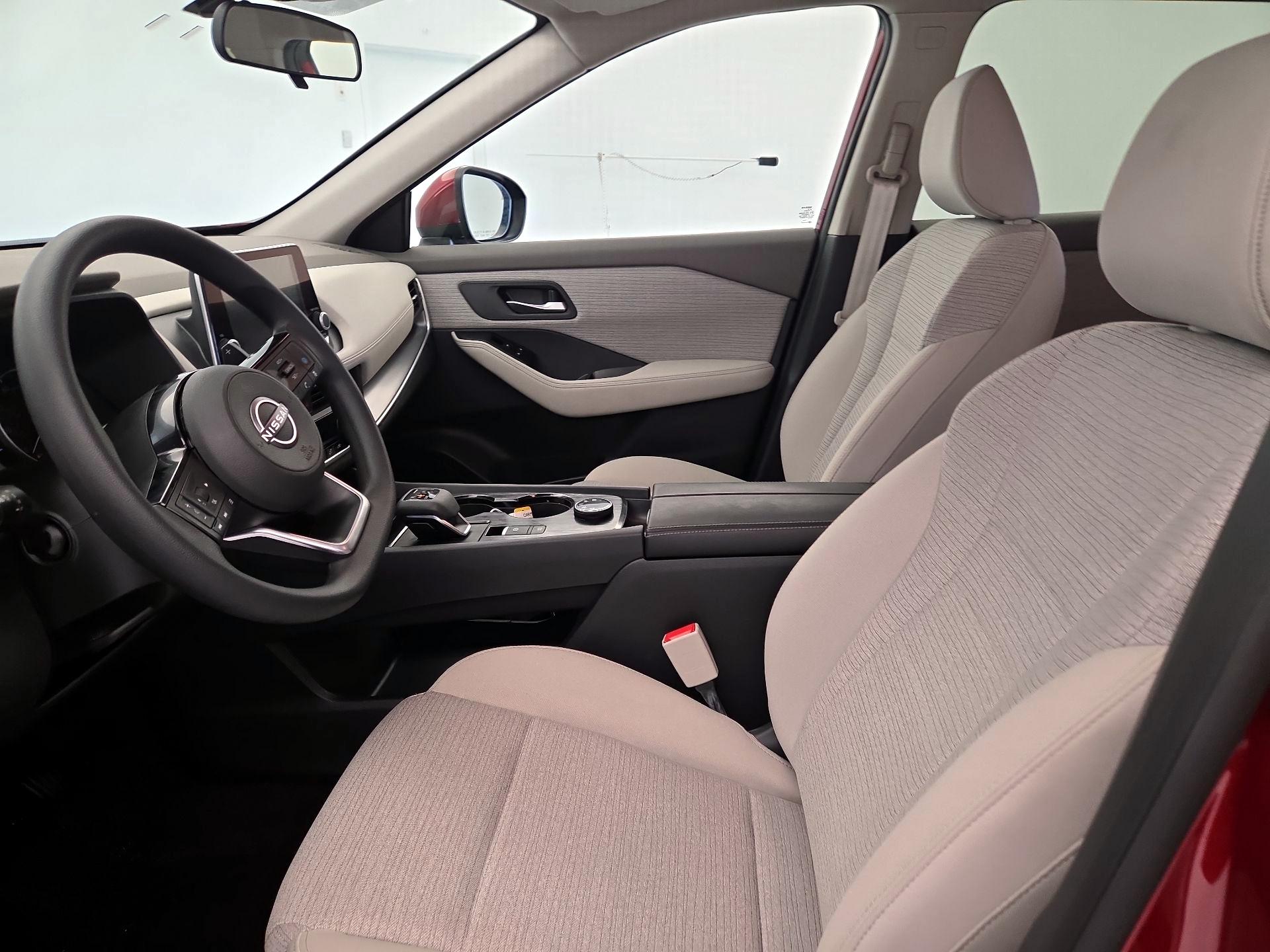 Thumbnail: 2023 Nissan Rogue - 11