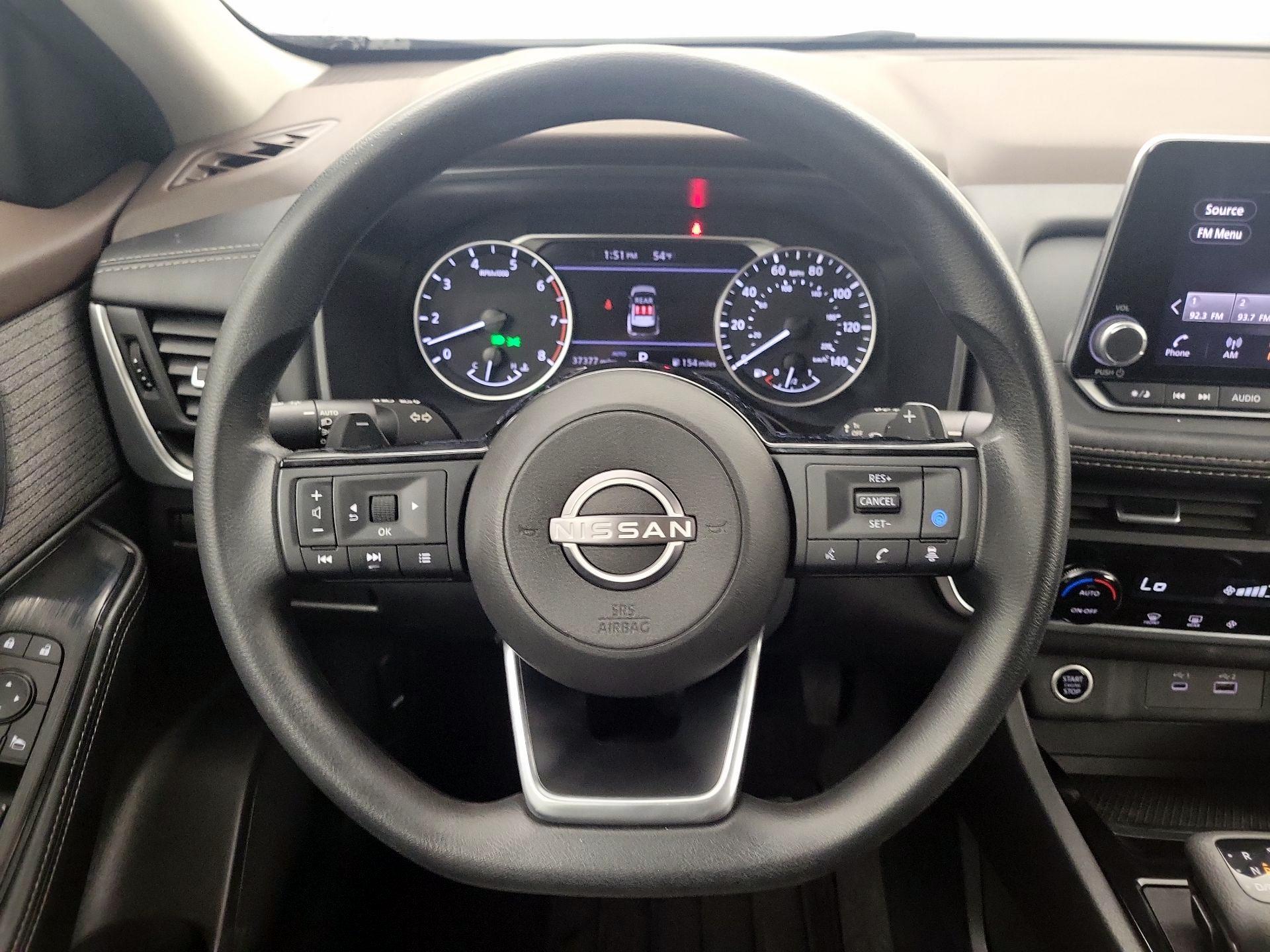 Thumbnail: 2023 Nissan Rogue - 10