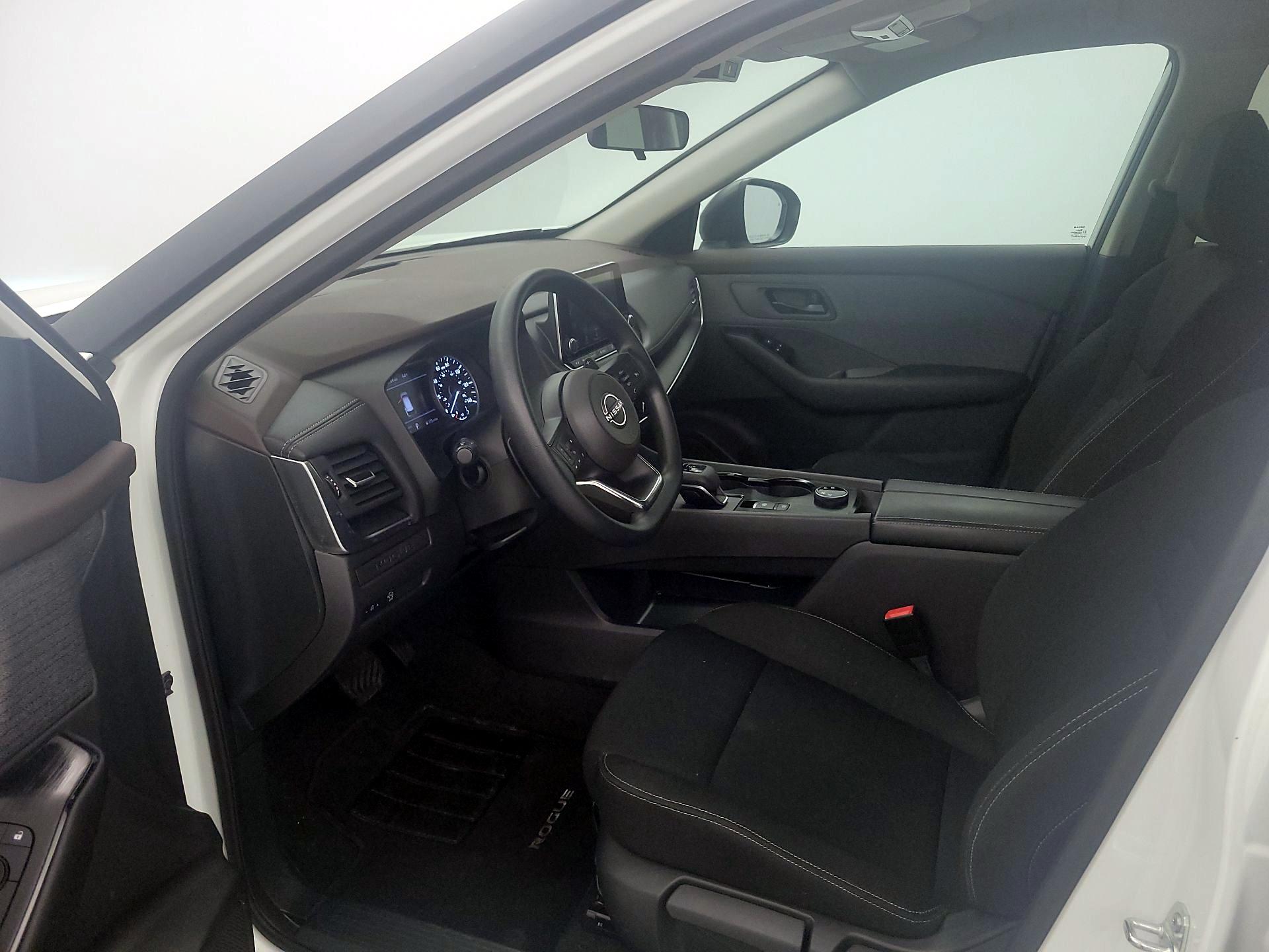 Thumbnail: 2023 Nissan Rogue - 11