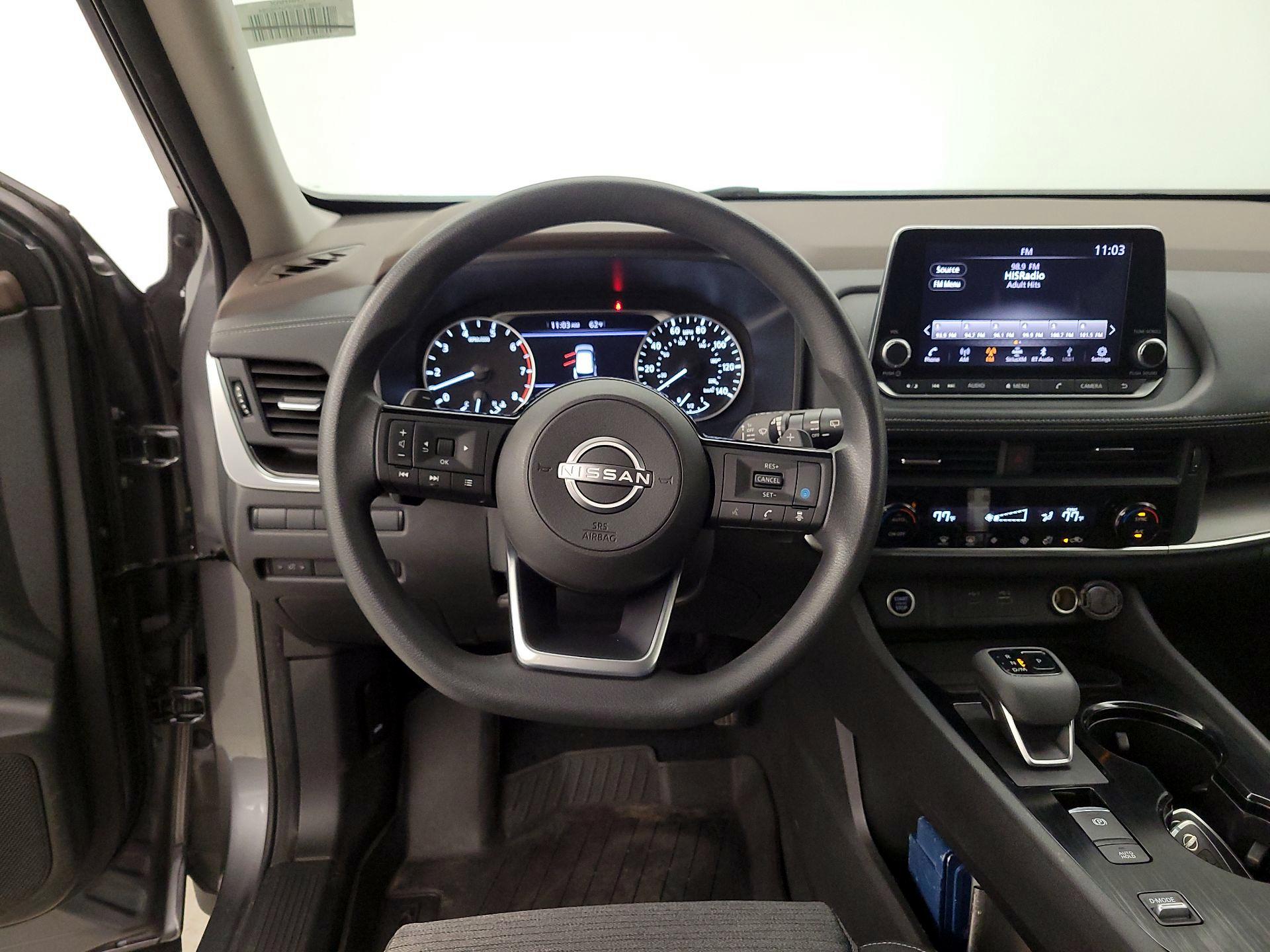 Thumbnail: 2023 Nissan Rogue - 10