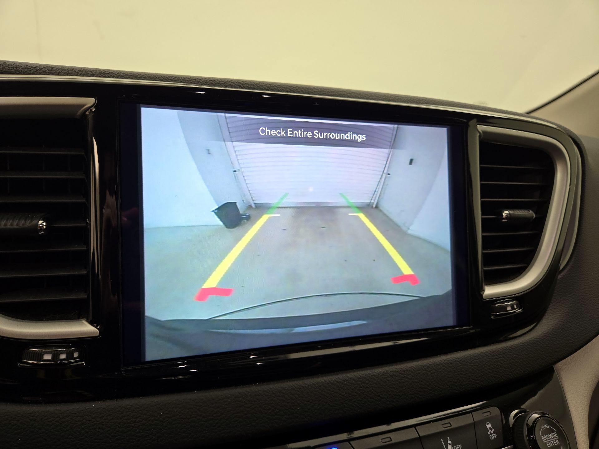 Thumbnail: 2023 Chrysler Pacifica - 14