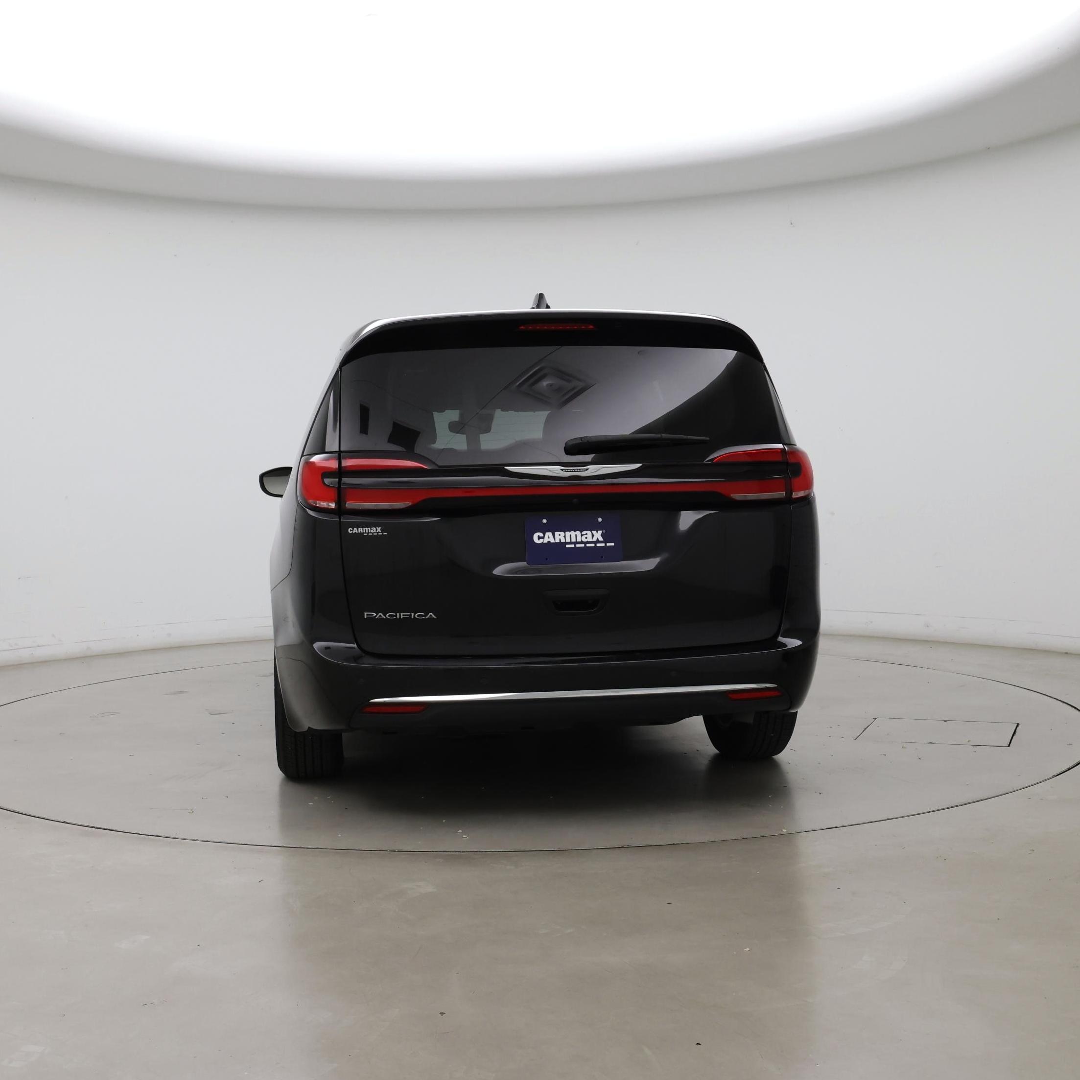 Thumbnail: 2023 Chrysler Pacifica - 6