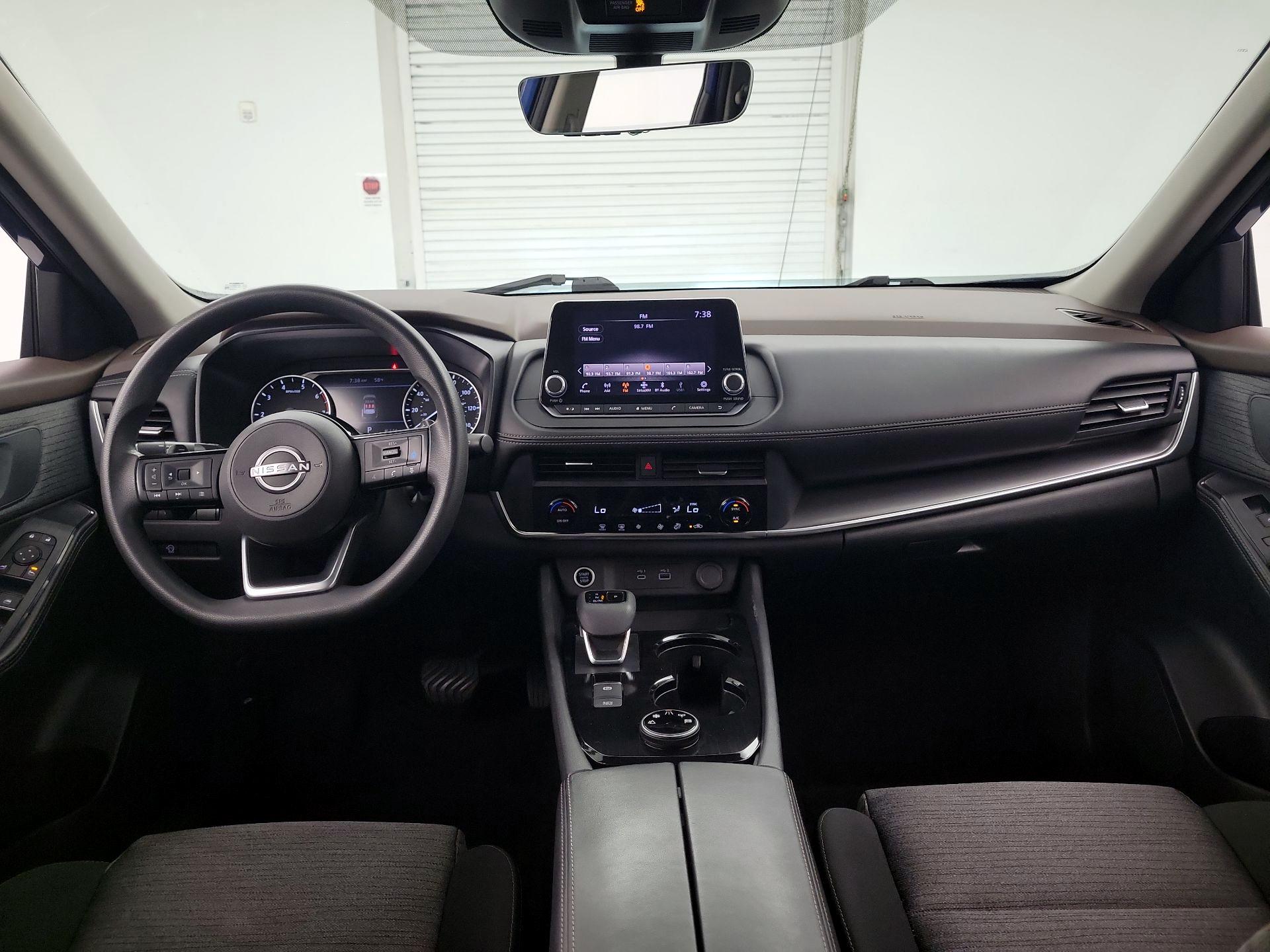 Thumbnail: 2023 Nissan Rogue - 9
