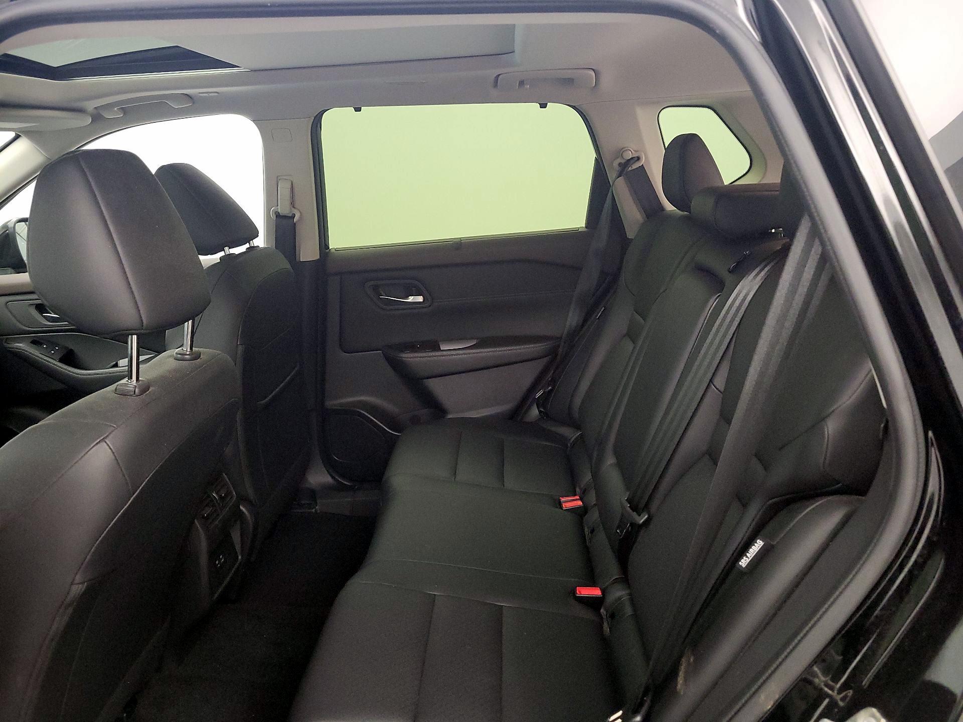 Thumbnail: 2023 Nissan Rogue - 20