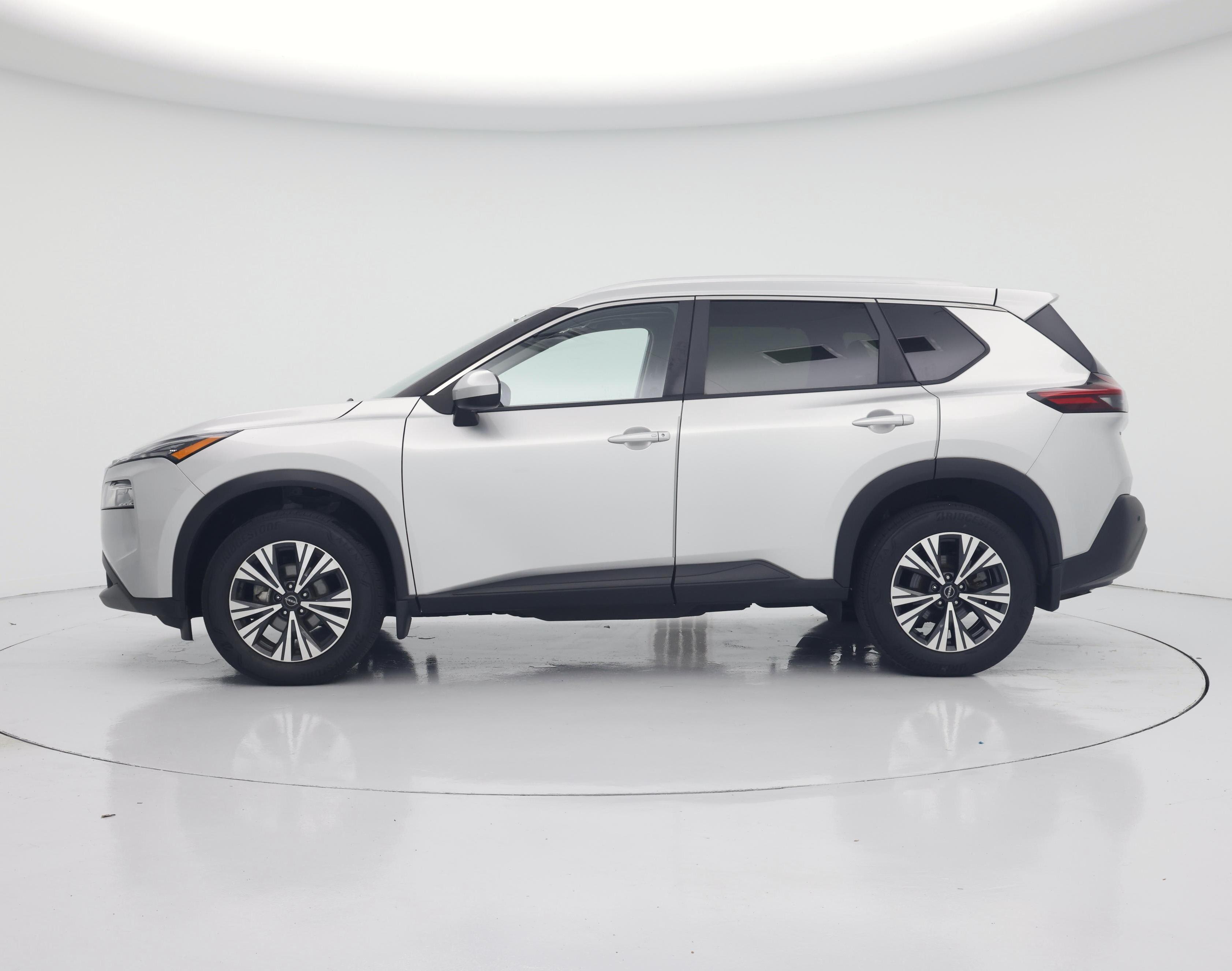 Thumbnail: 2023 Nissan Rogue - 3