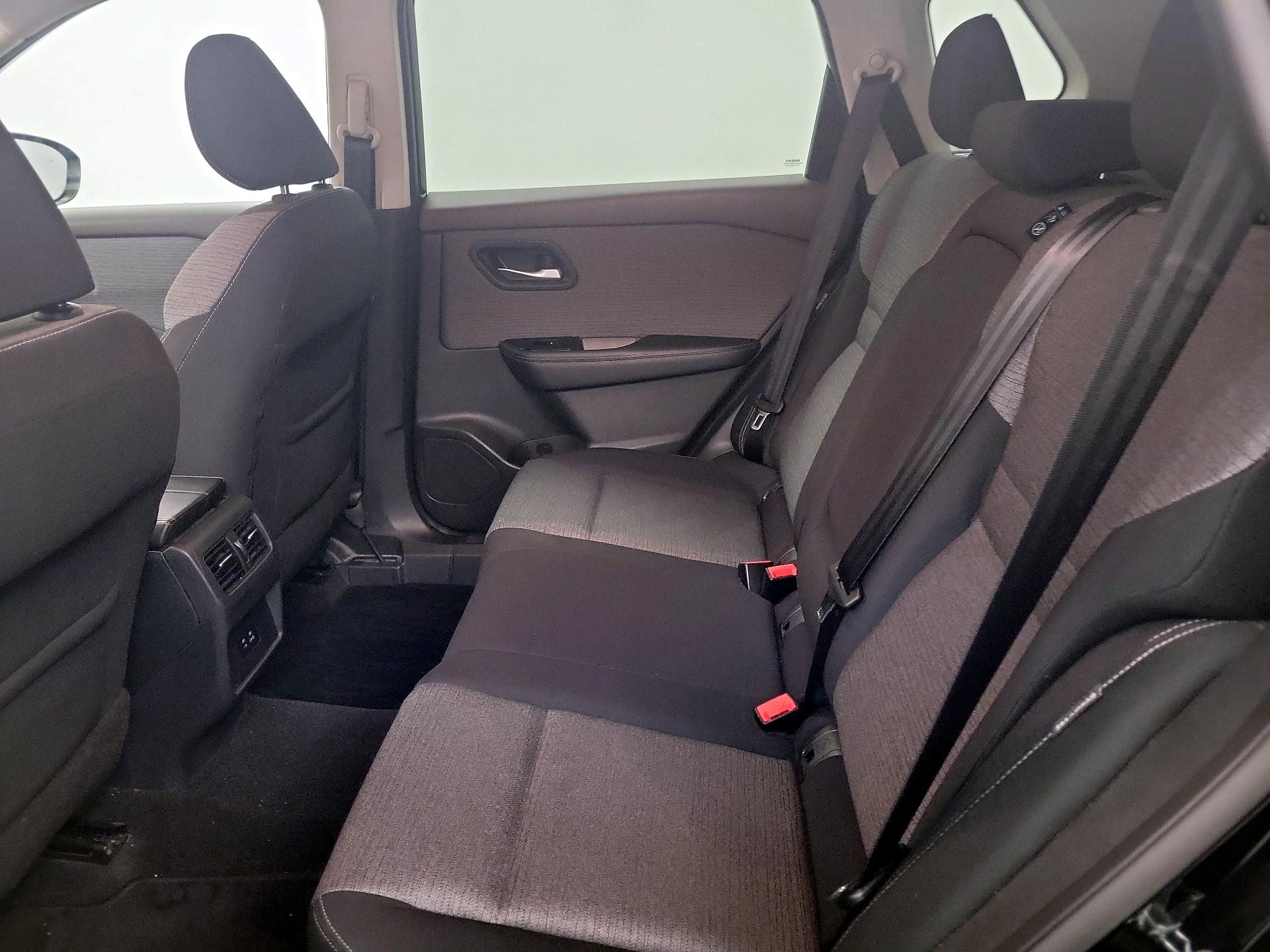 Thumbnail: 2021 Nissan Rogue - 19