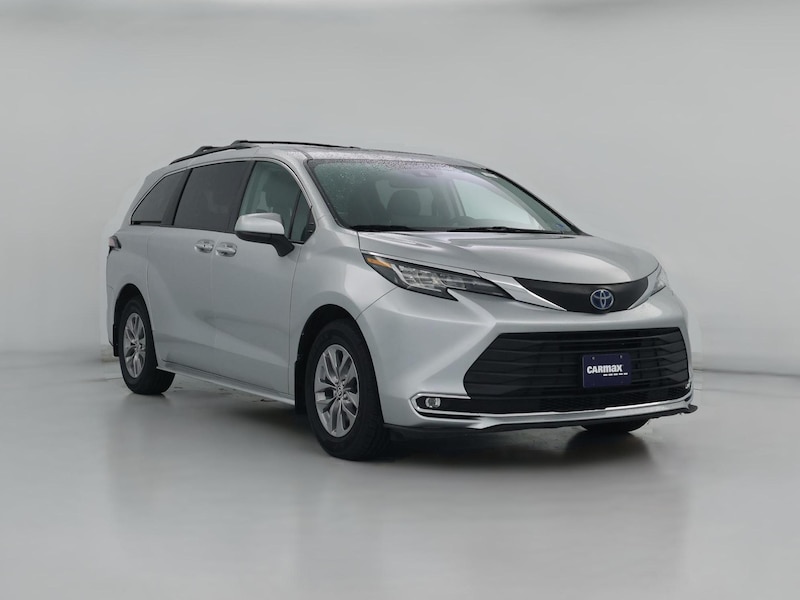 2022 Toyota Sienna XLE