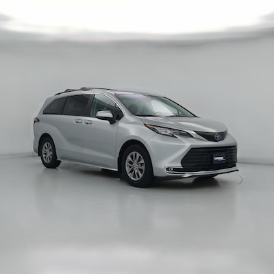 2022 Toyota Sienna Hybrid XLE