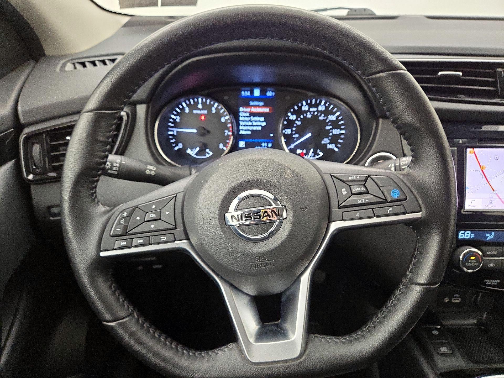 Thumbnail: 2022 Nissan Rogue Sport - 10
