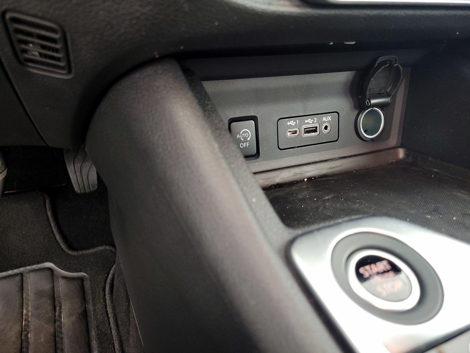 Thumbnail: 2024 Nissan Sentra - 18