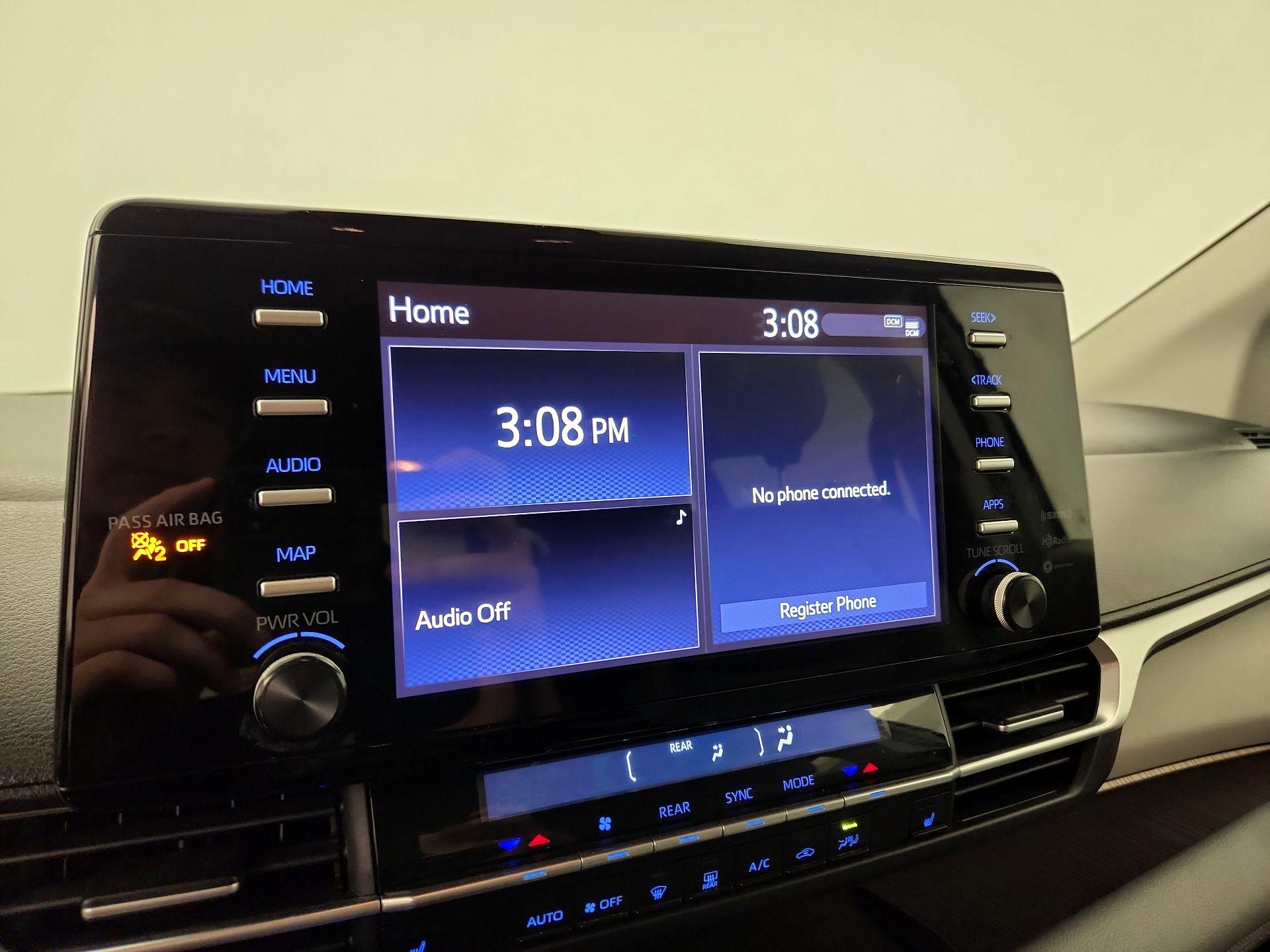 Thumbnail: 2021 Toyota Sienna - 13
