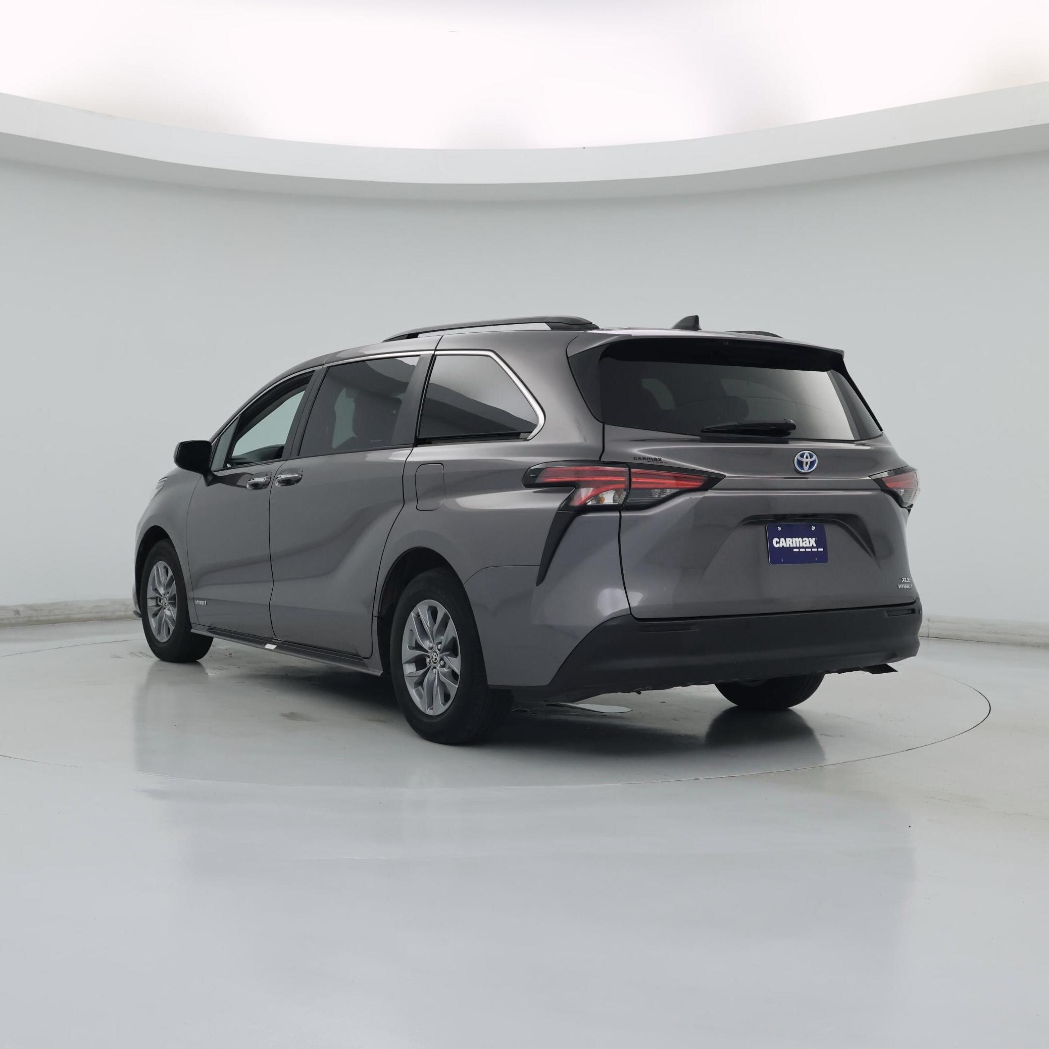 Thumbnail: 2021 Toyota Sienna - 2