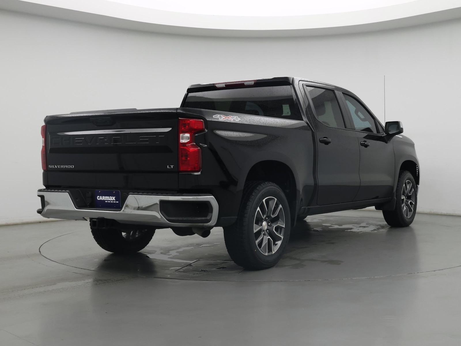 2023 Chevrolet Silverado 1500 LT - Photo 9