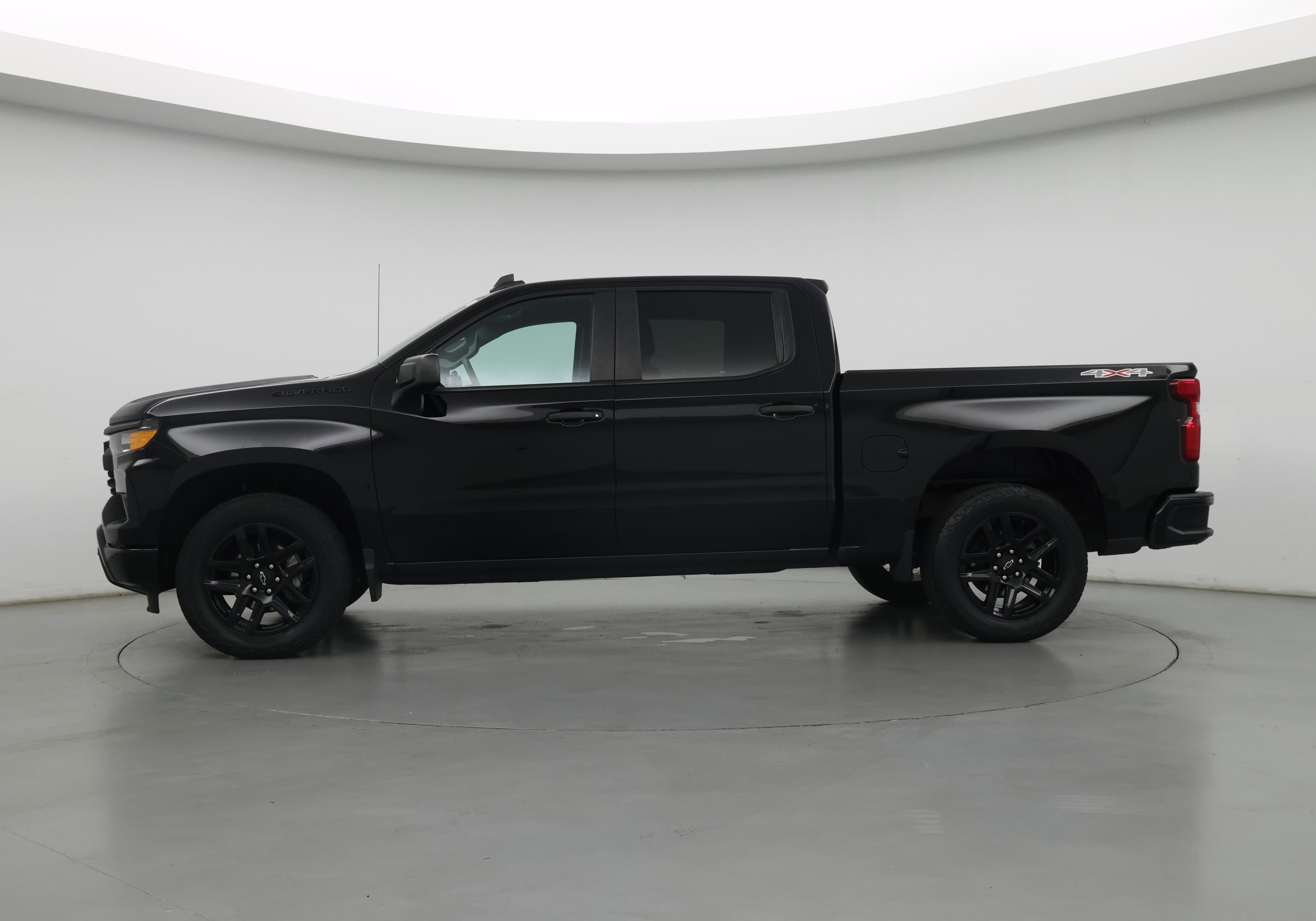 Thumbnail: 2023 Chevrolet Silverado 1500 - 3