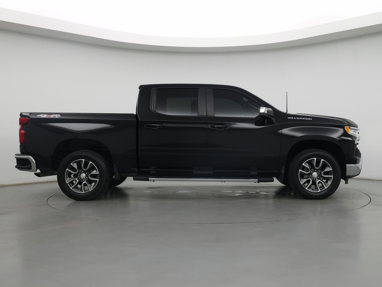 2023 Chevrolet Silverado 1500 LT - Photo 8