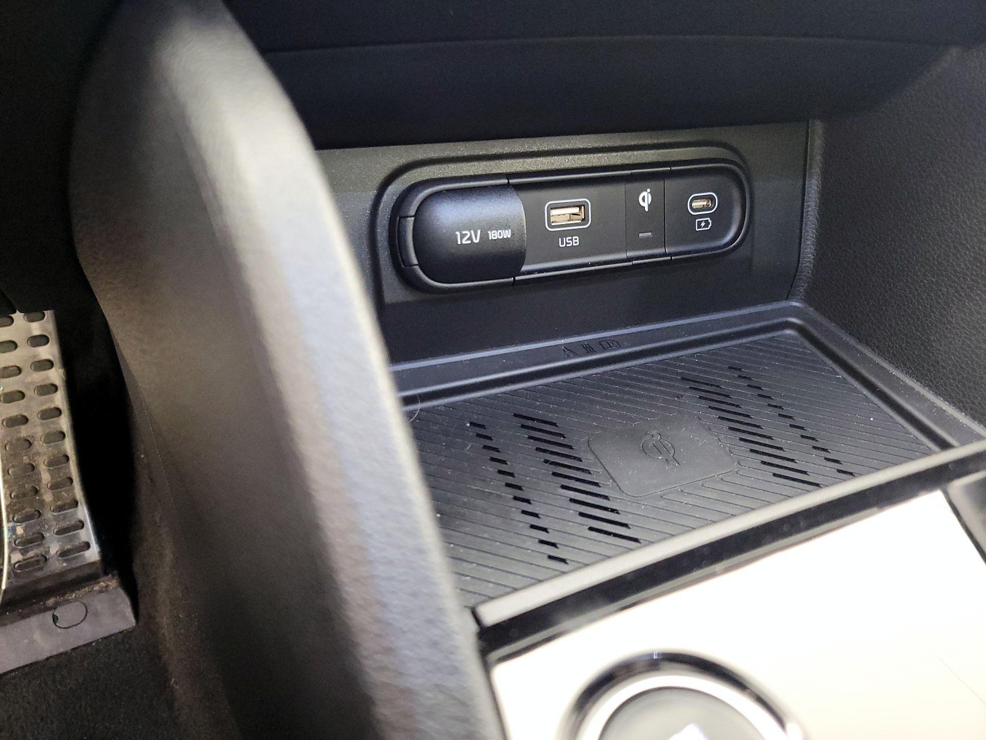 Thumbnail: 2023 Kia Sportage - 19