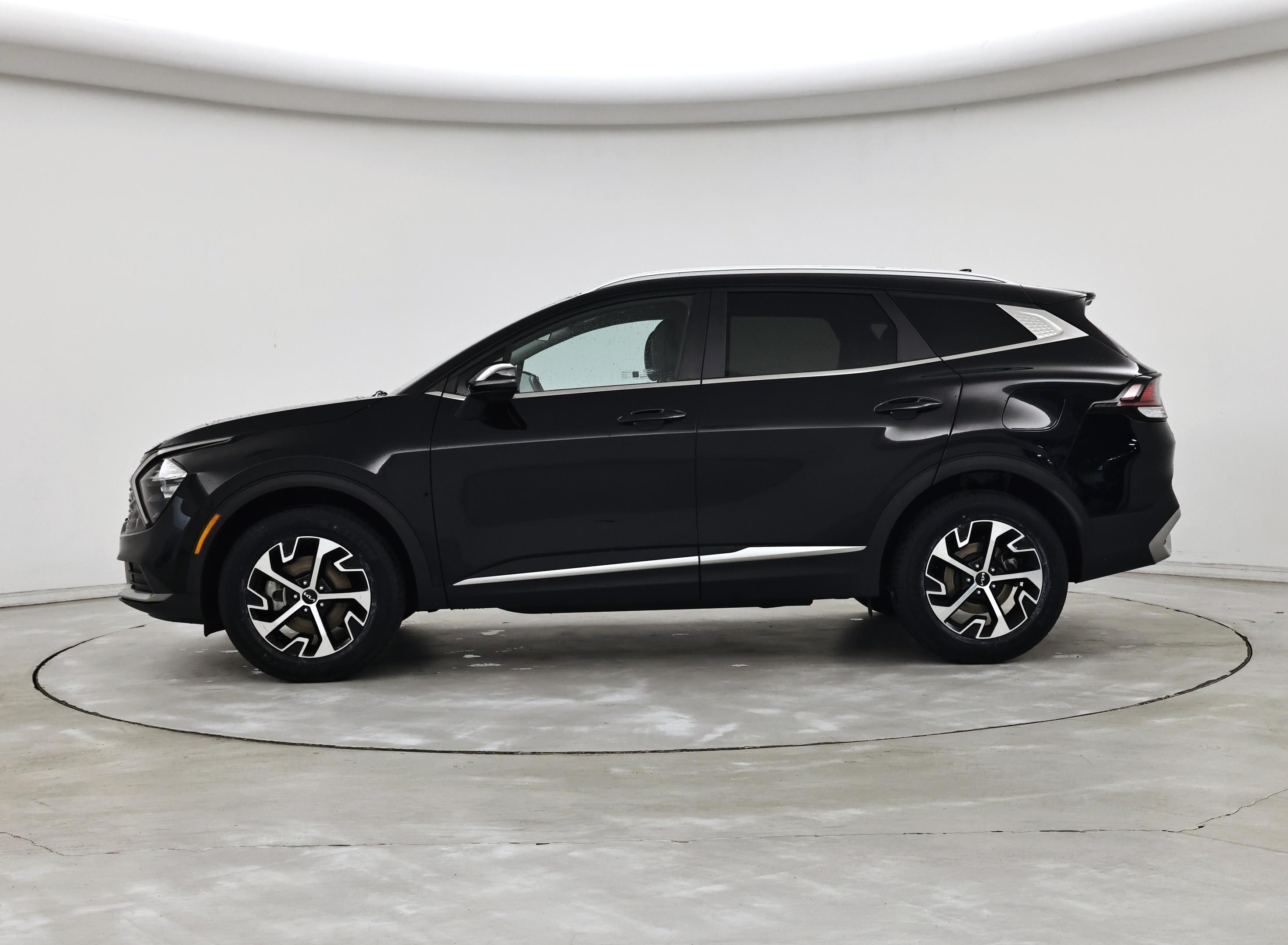 Thumbnail: 2023 Kia Sportage - 3